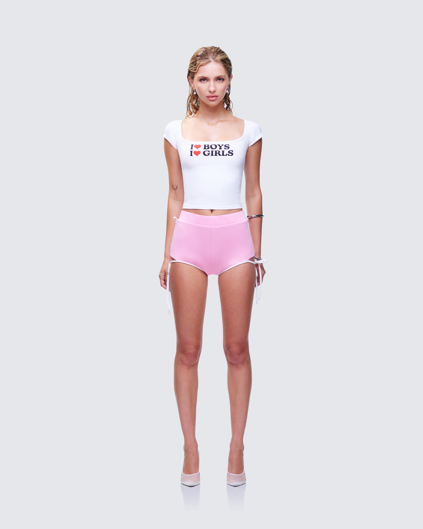 Zoya Jersey Set model front