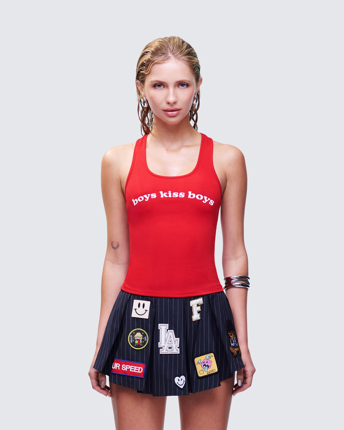 Noel Red Ribbed Slogan Tank model front