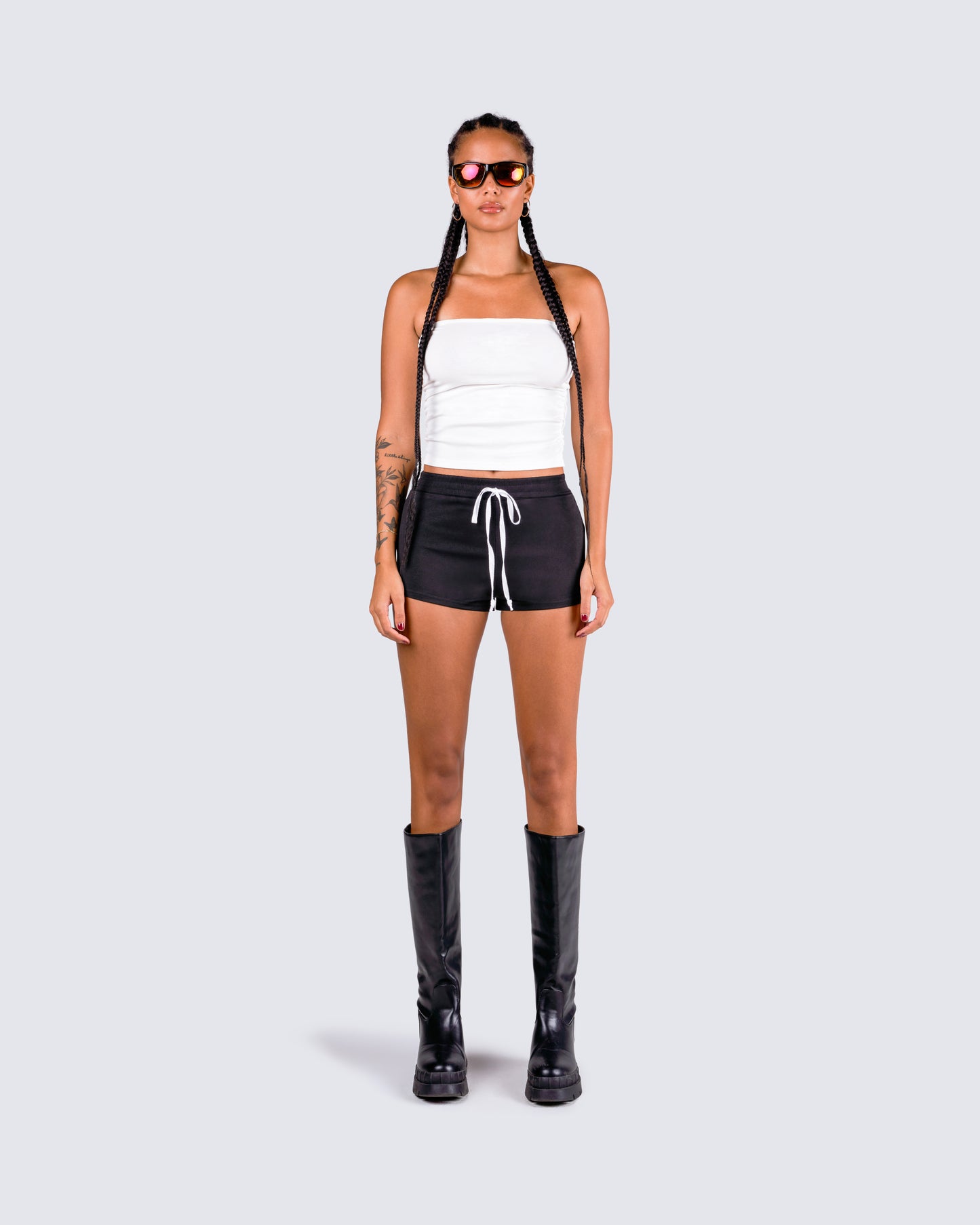 Aaliyah Back Talk Set model front