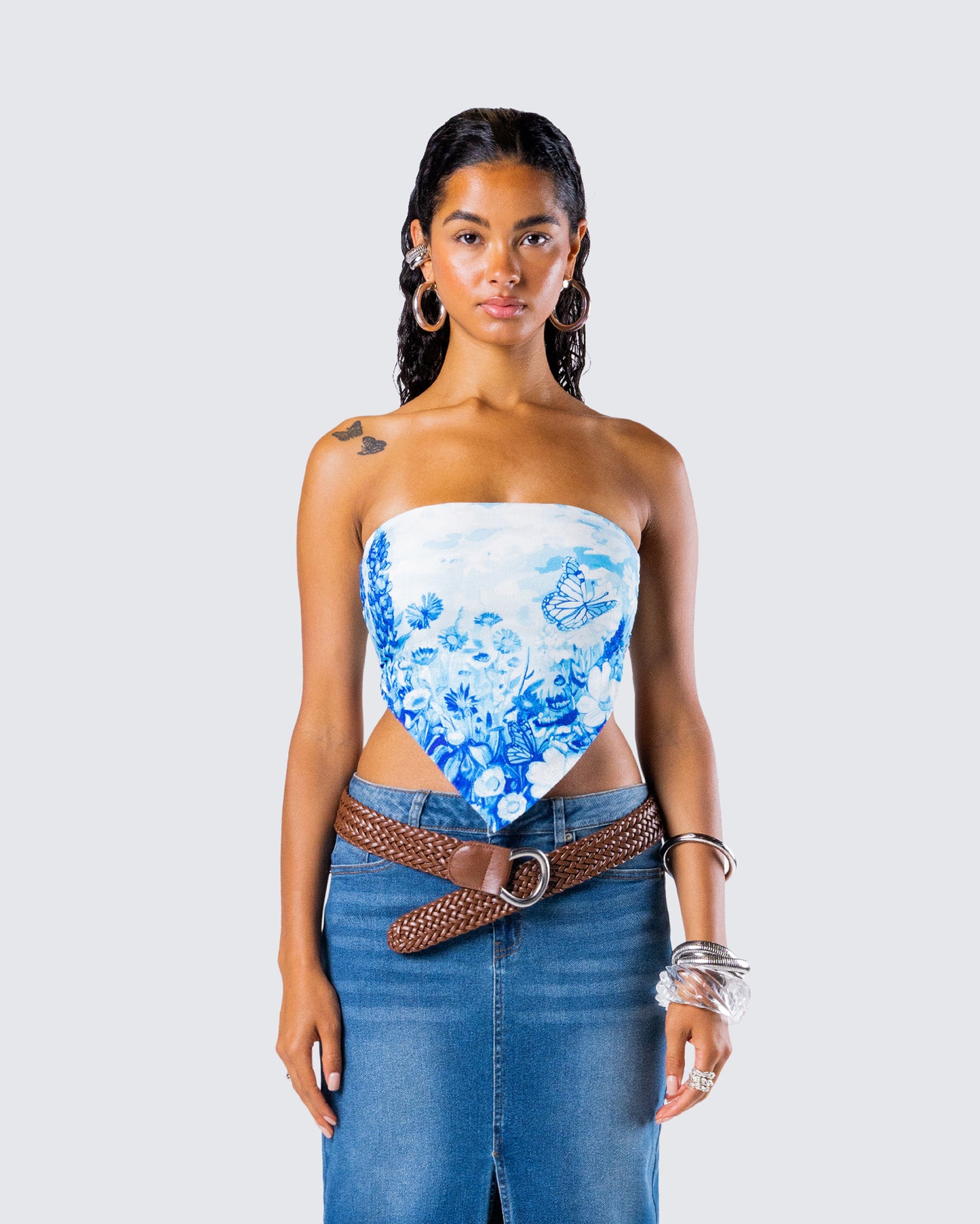 Ahmeira Blue Floral Print Tube Top model front