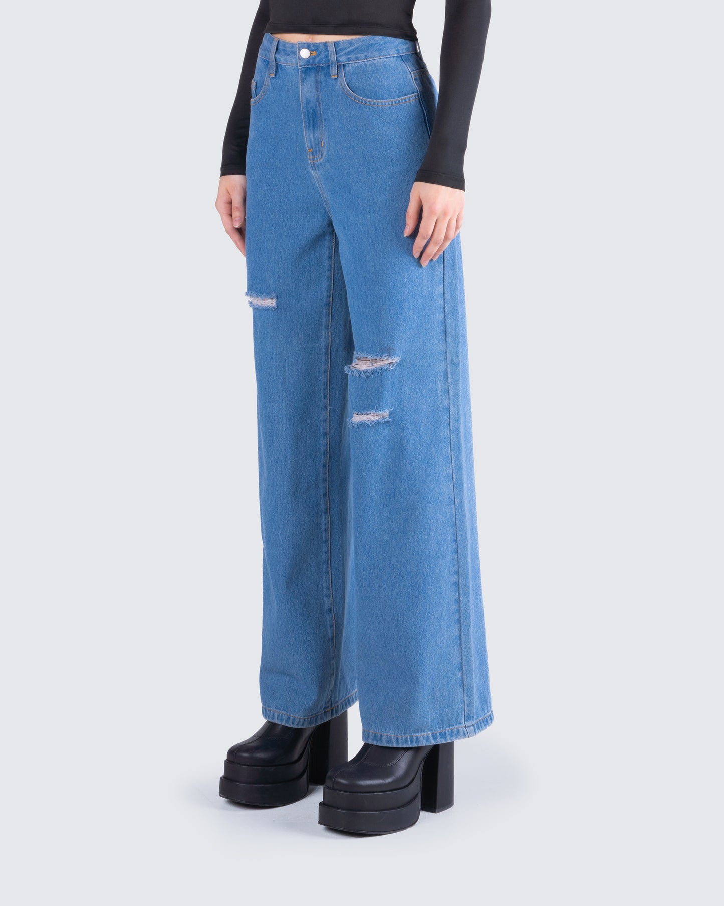 Amelia Distressed Jeans