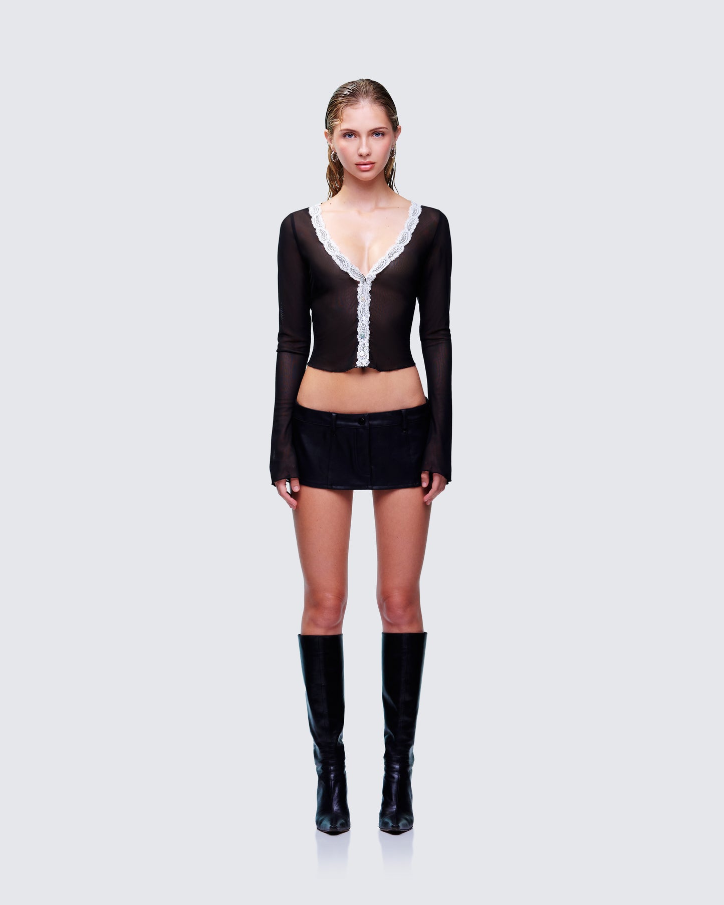 Aurelia Leather Set
model front
