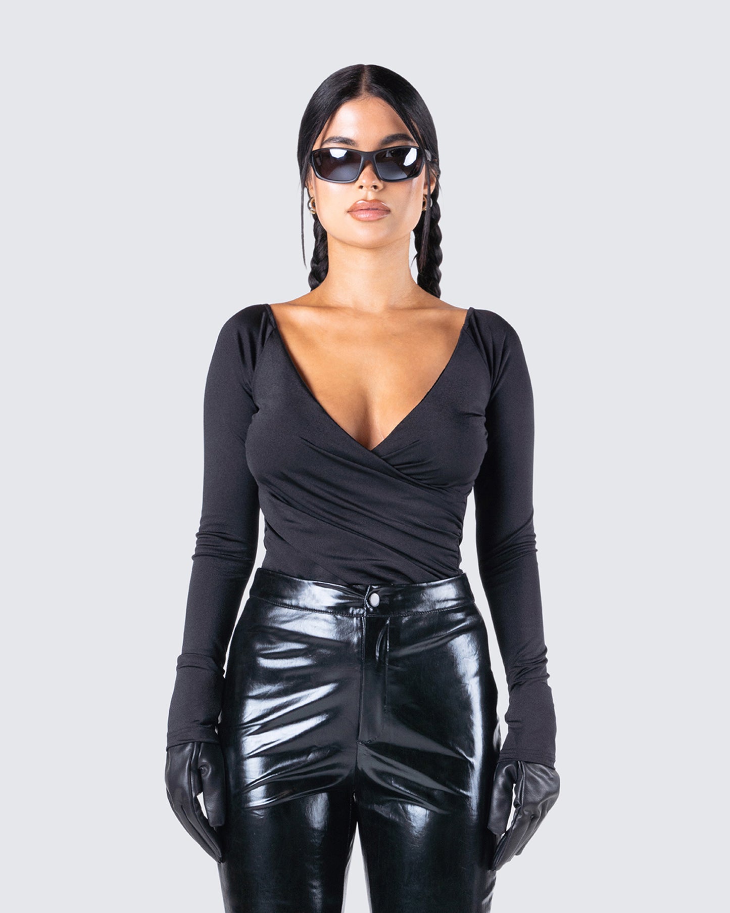 Cait Off Shoulder Top & Gloves