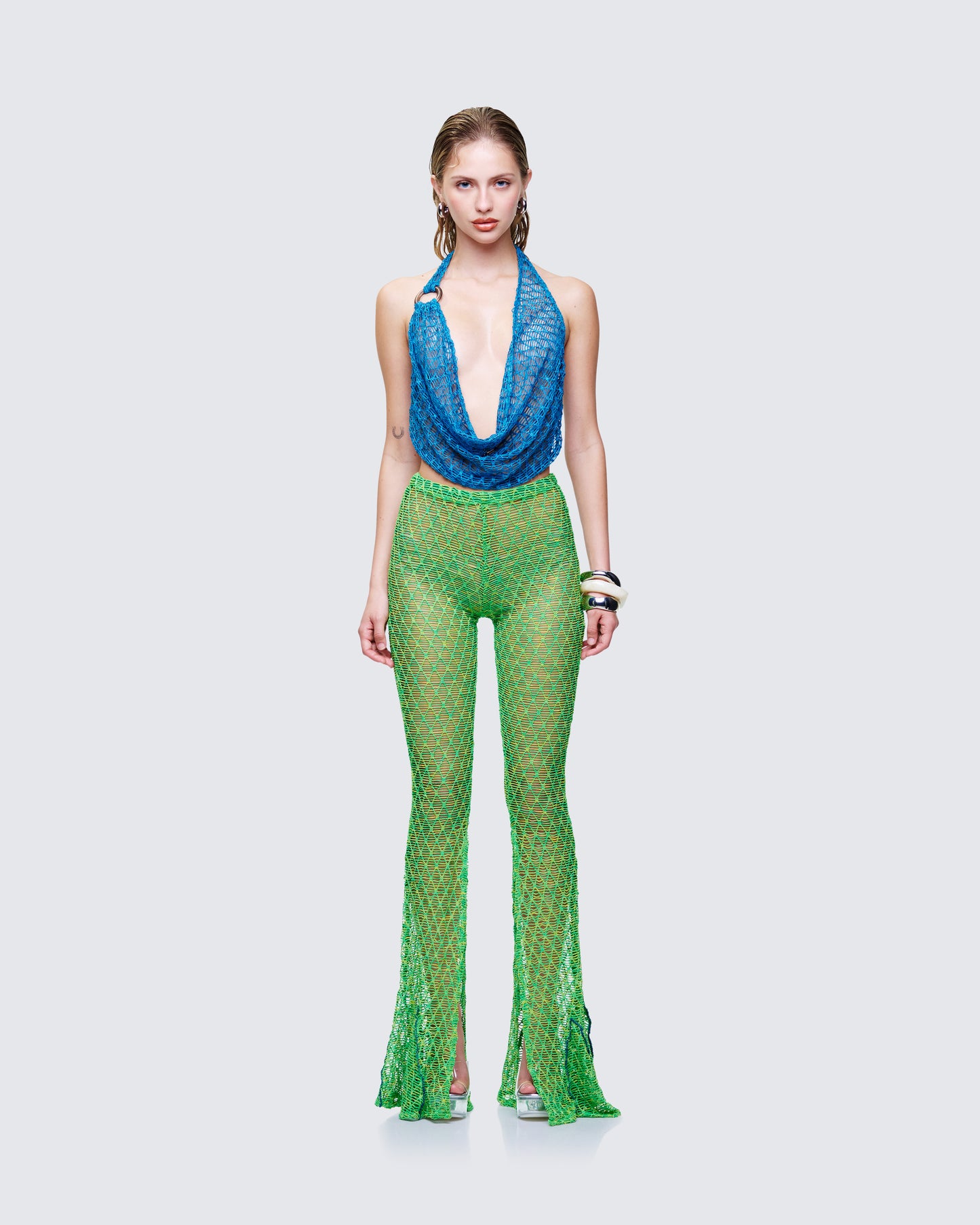 Zayla Net Set
model front