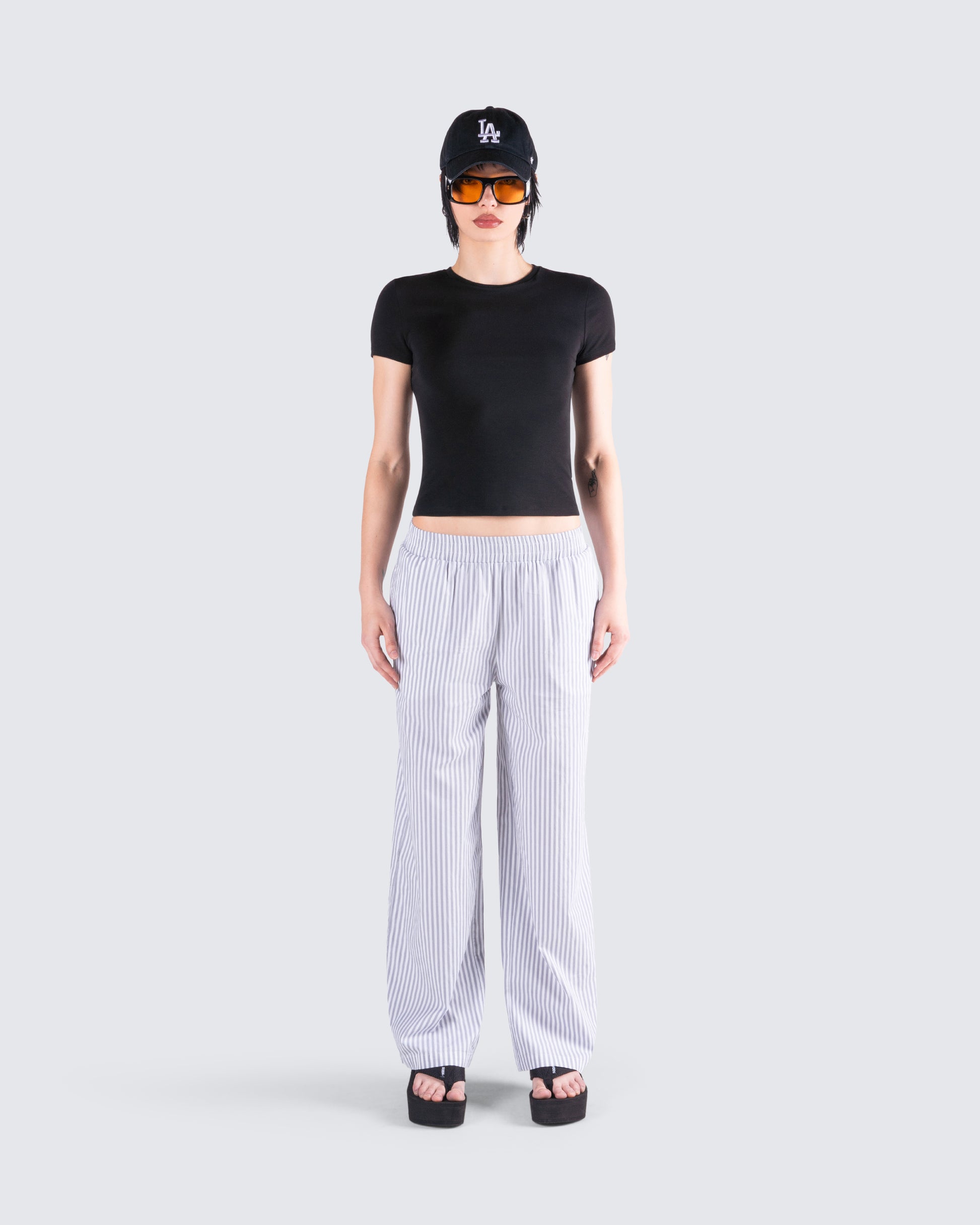 Hetty Casual Set model front