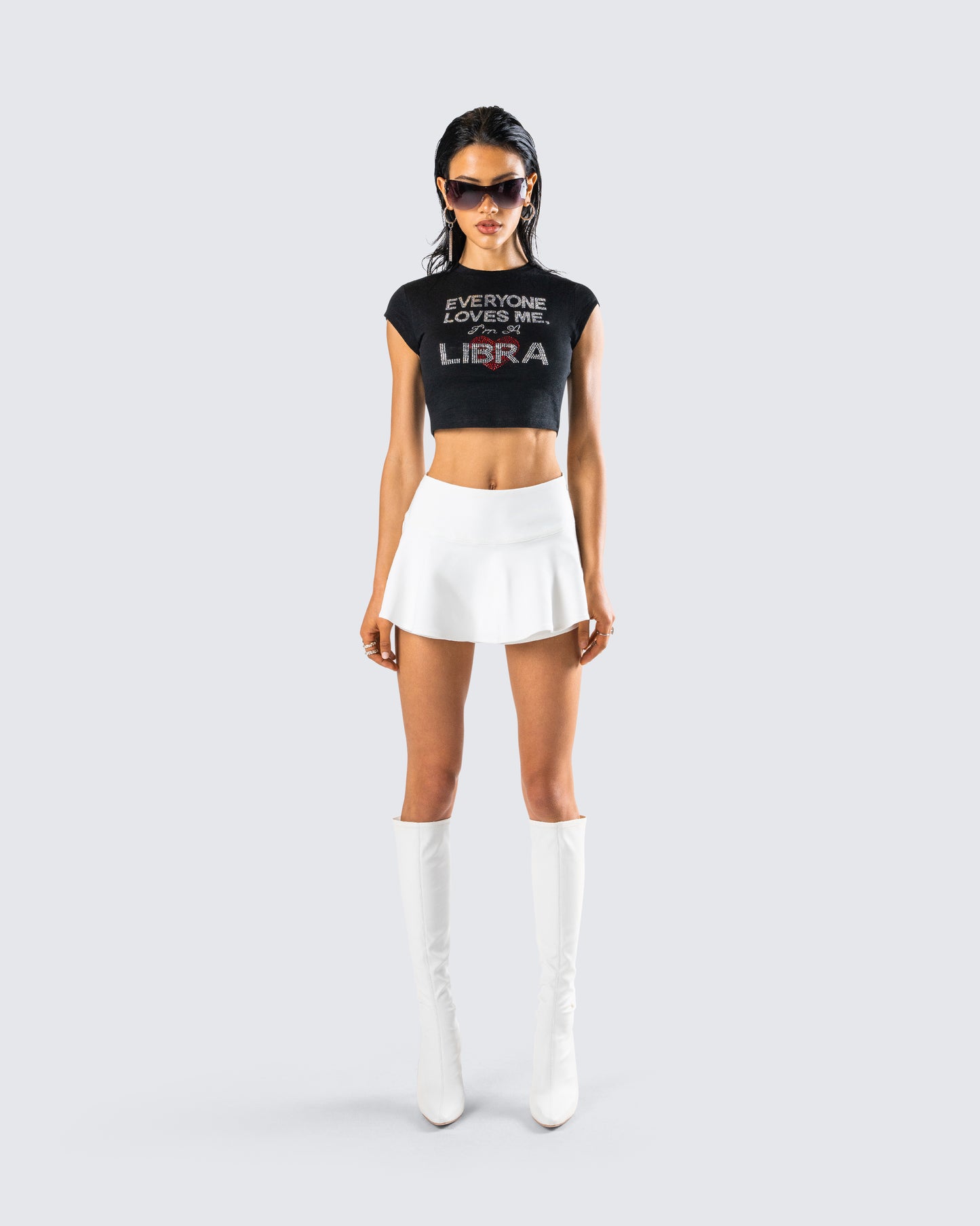 Kari Libra Set model front