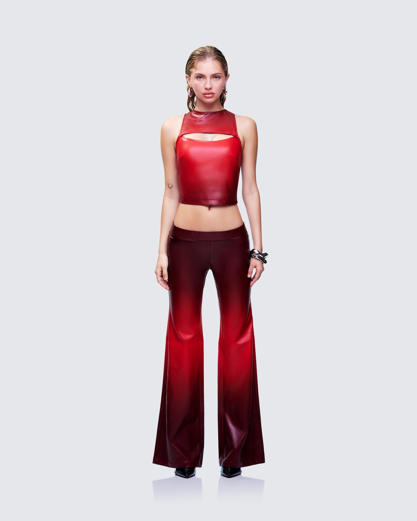 Kiara Ombre Set model front