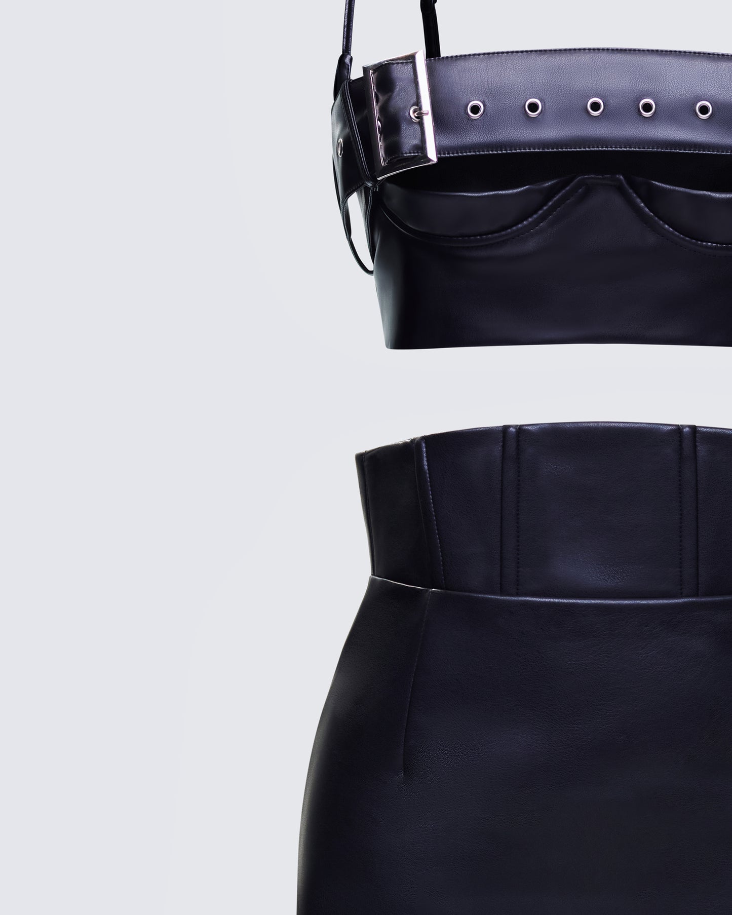 Kristin Leather Set