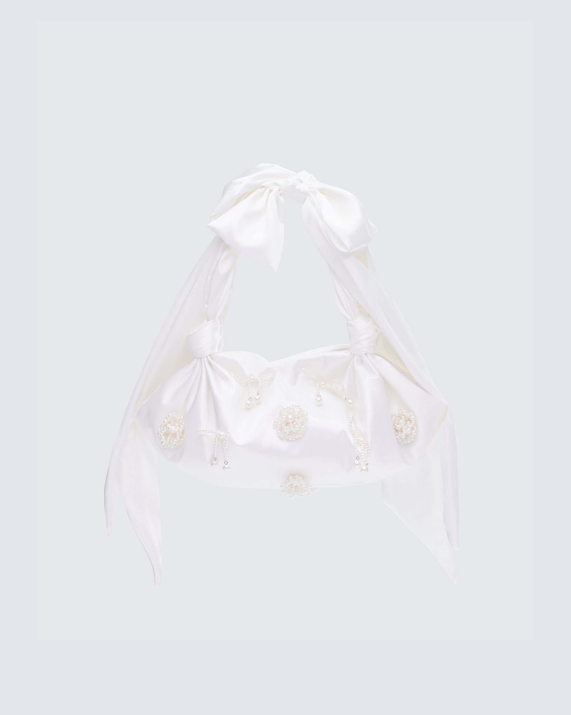 White shoulder bag front view – FINESSE