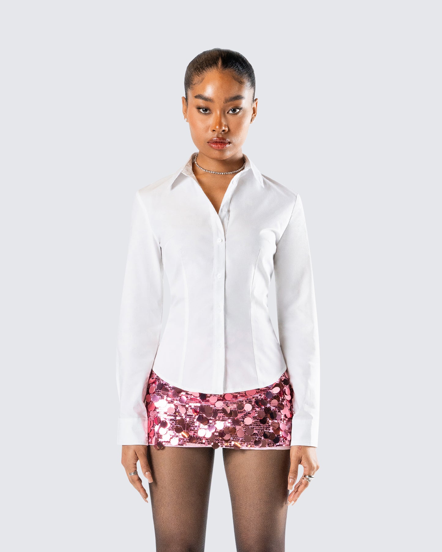 Kyra Fitted White Poplin Shirt model front