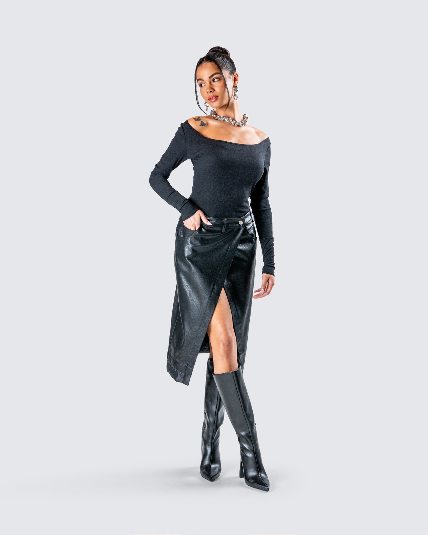 Leslie Black Off Shoulder Top