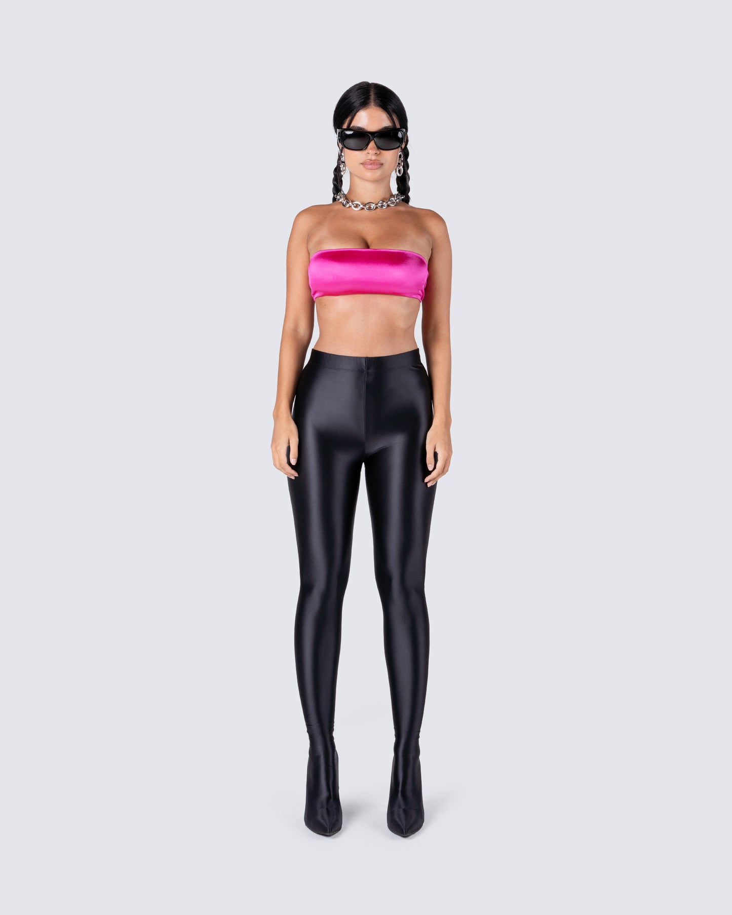 Lux Sleek Set model front