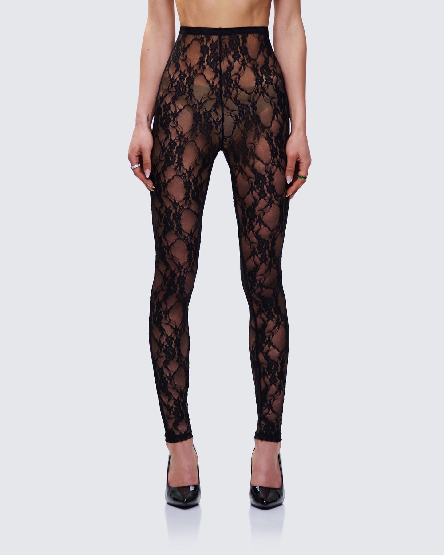 Miriam Black Lace Fitted Legging model front