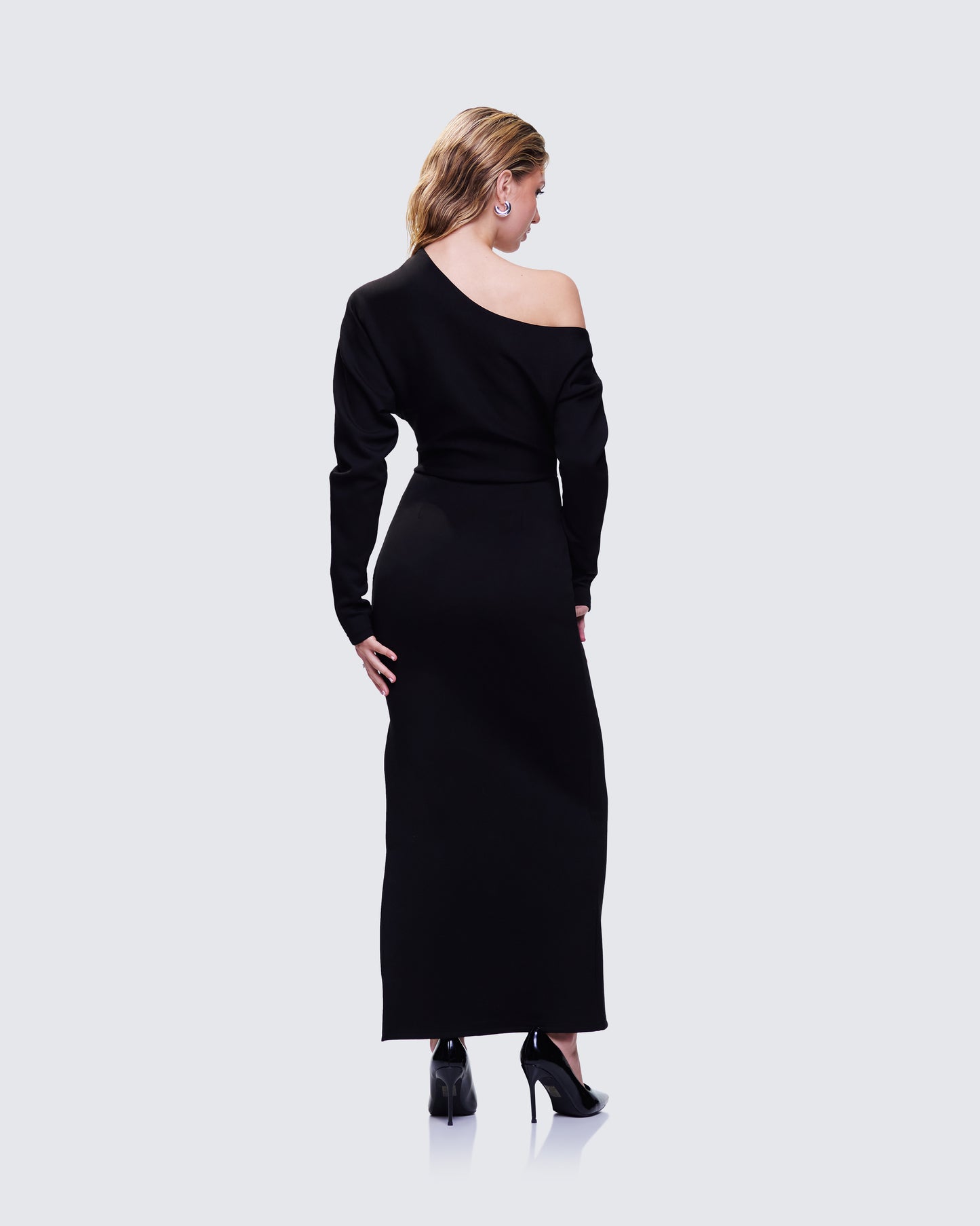 Morwena Black Off Shoulder Maxi Dress