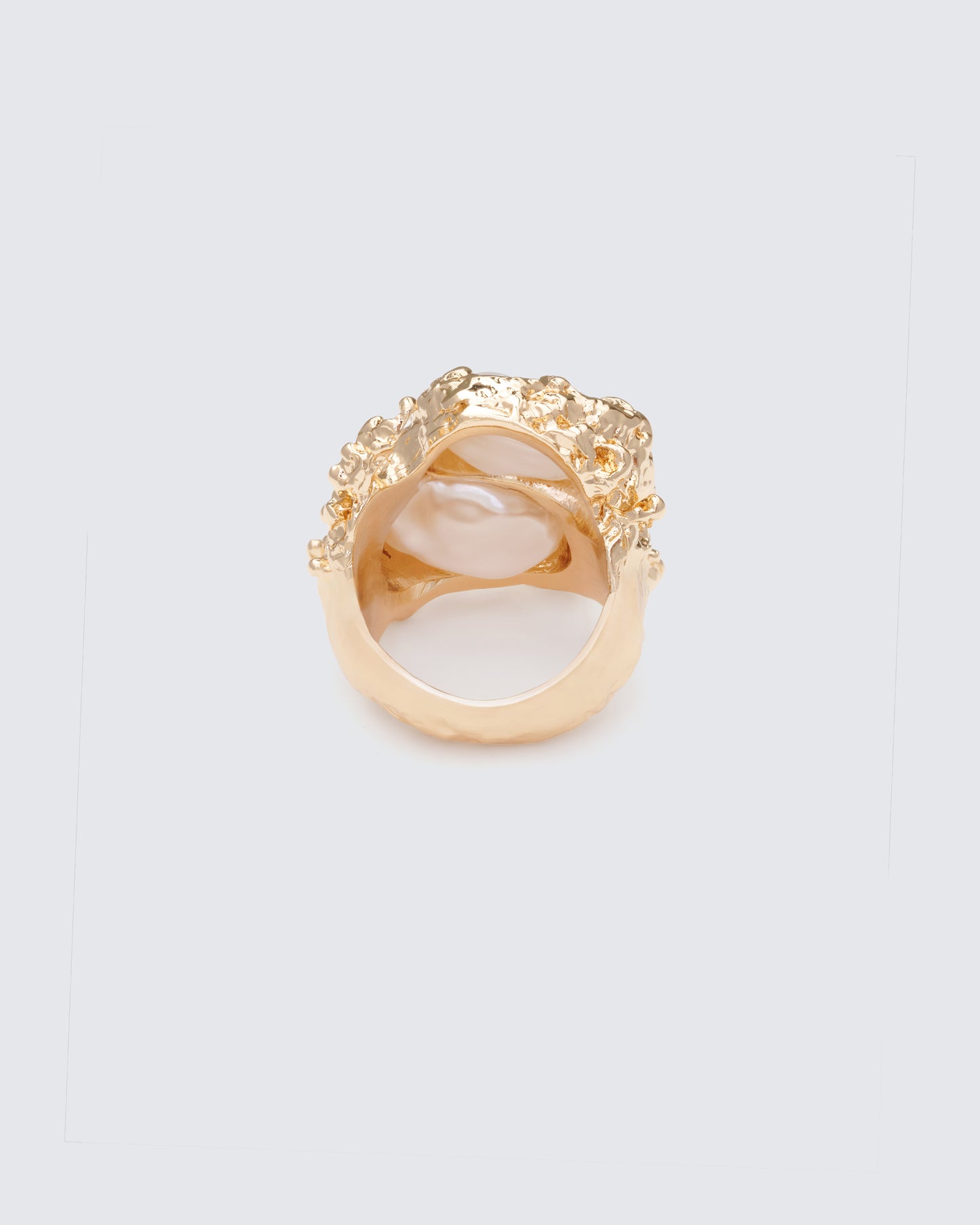 Noelis Gold Molten Pearl Ring