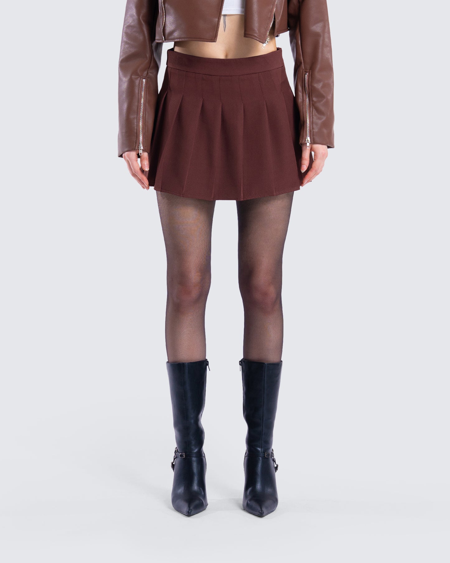 Ronny Brown Pleated Mini Skirt model front
