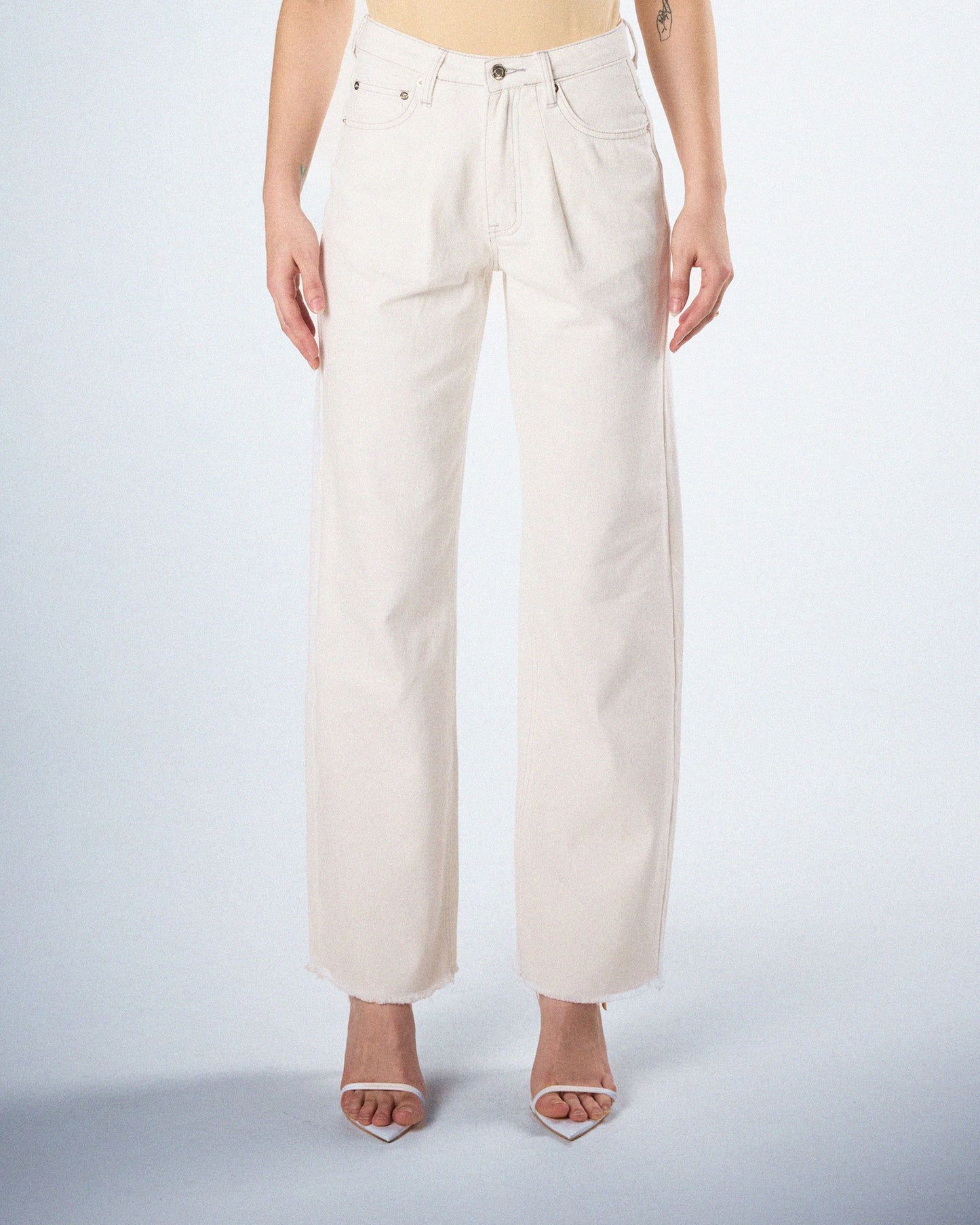 Saga White Frayed Denim Jean model front
