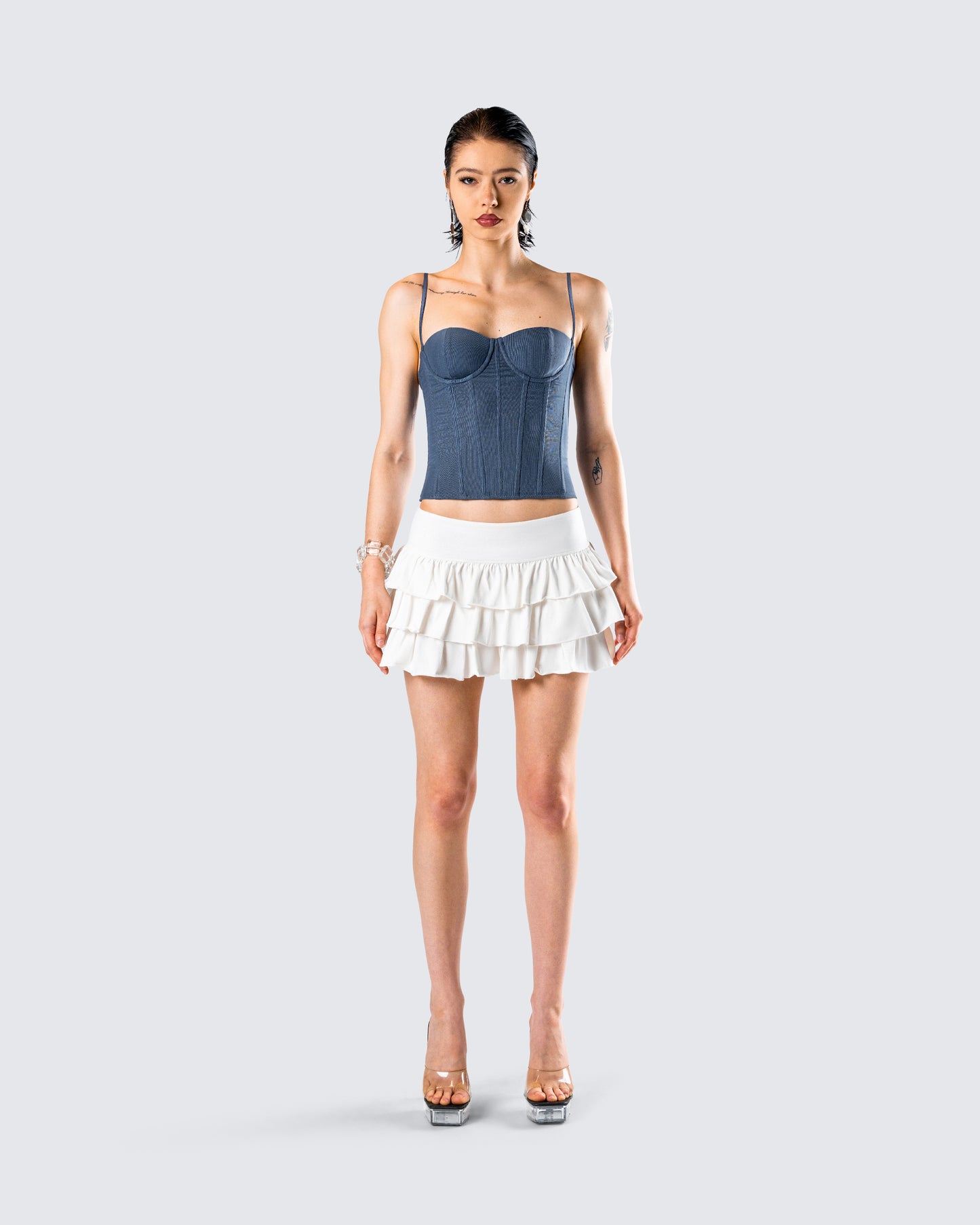Shaelin Ruffle Set model front