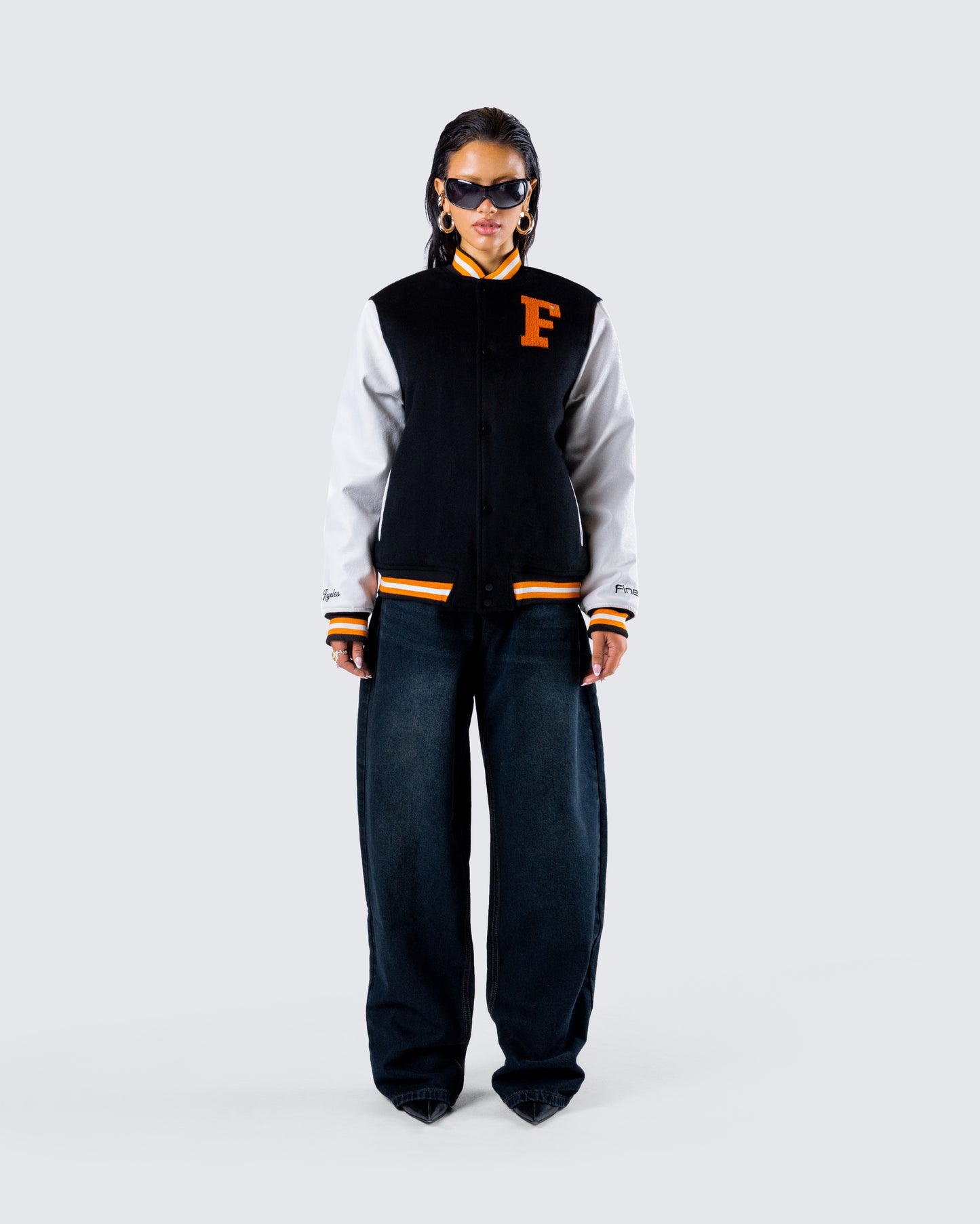 Sutton Varsity Set model front