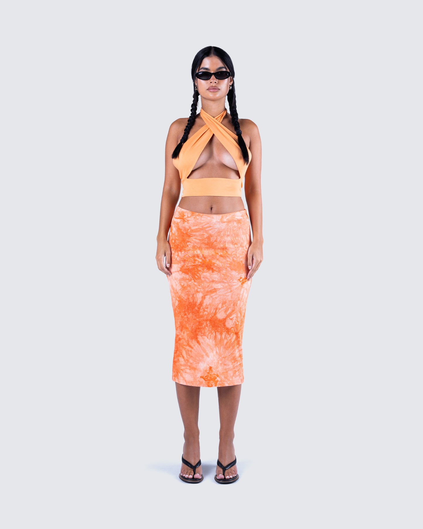 Tori Twisted Tango Set model front