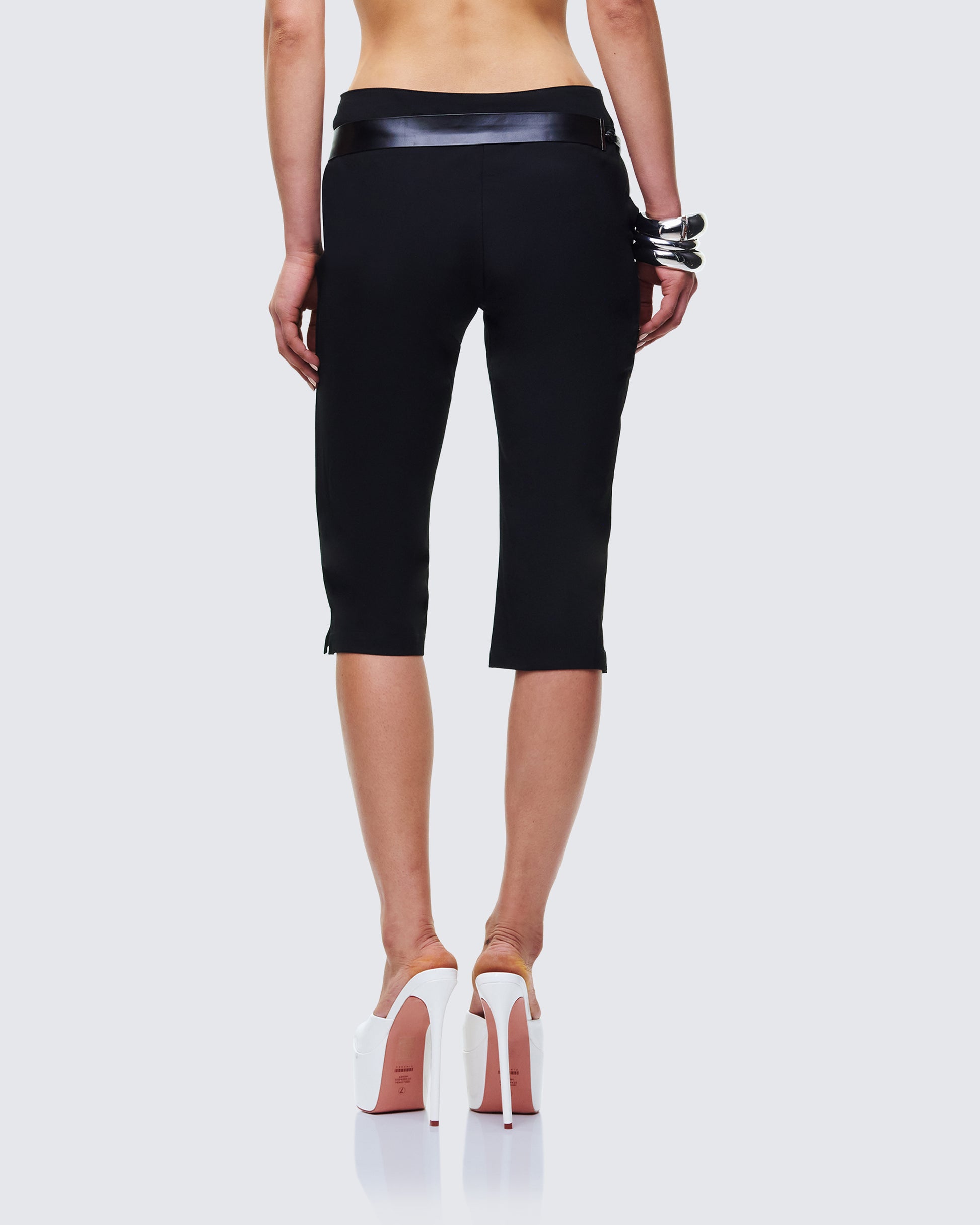 Ellie Black Woven Capri Pants