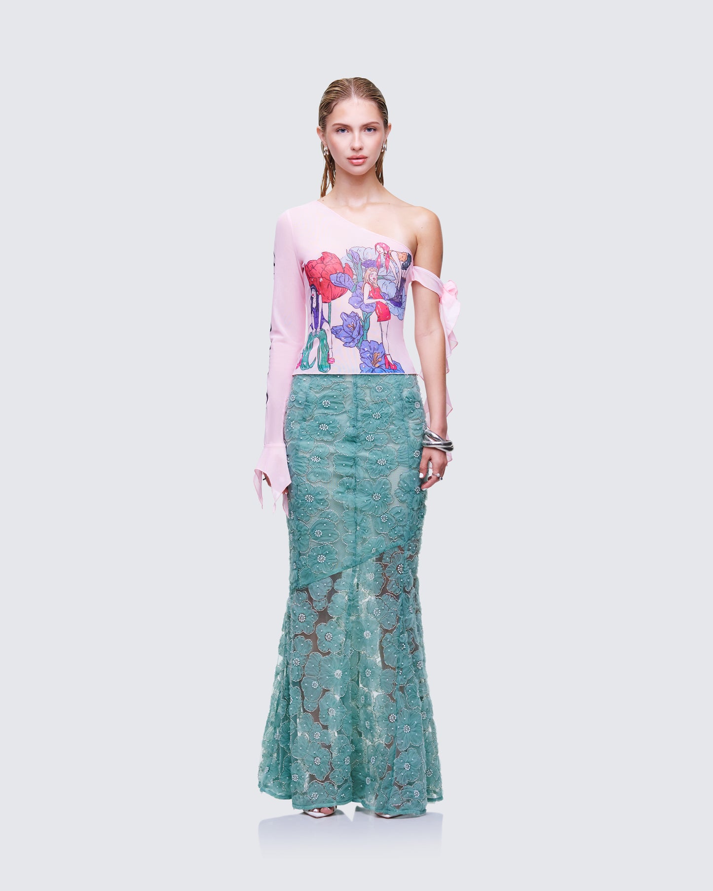 Delancy Mesh Set model front