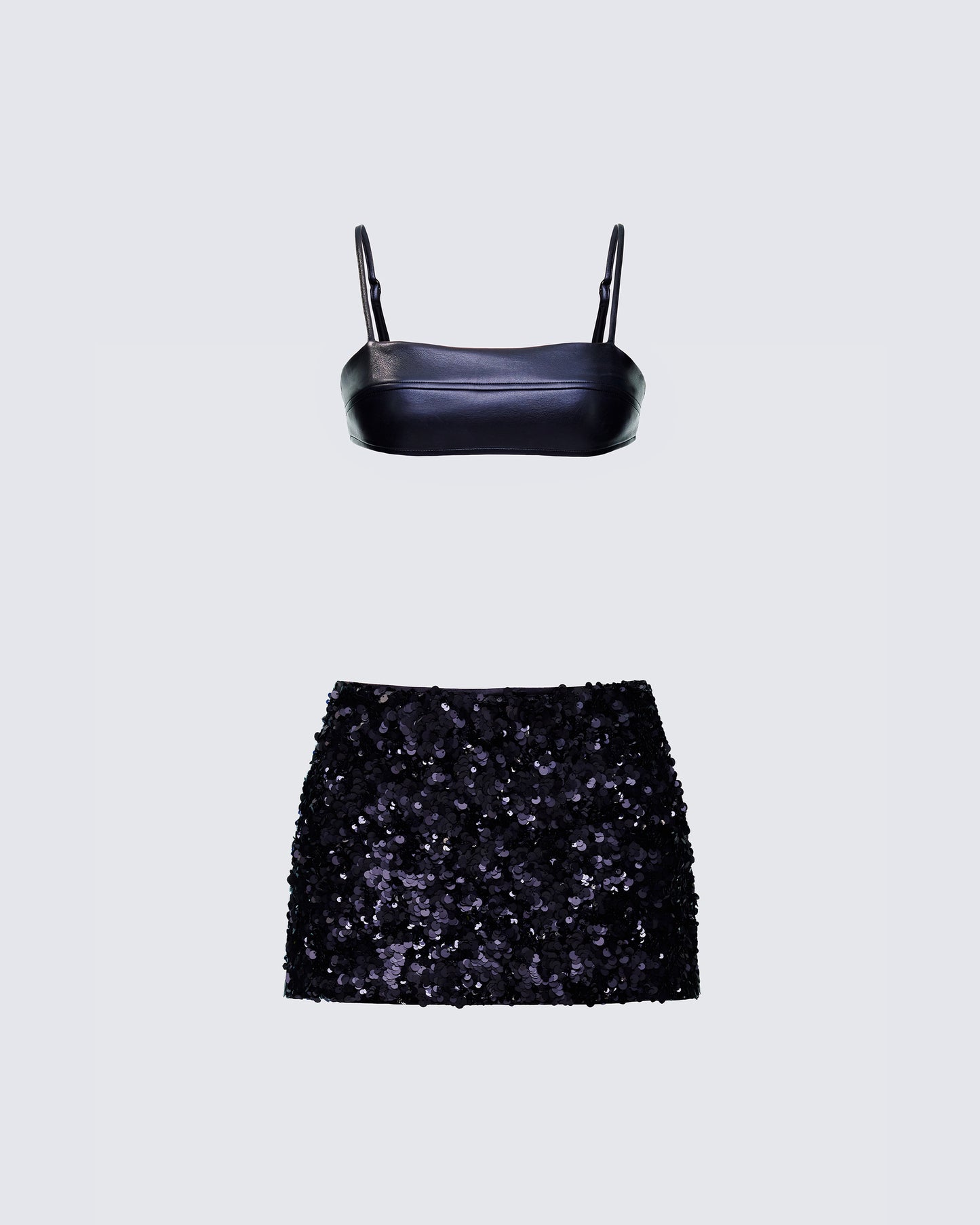 Twila Noir Set  