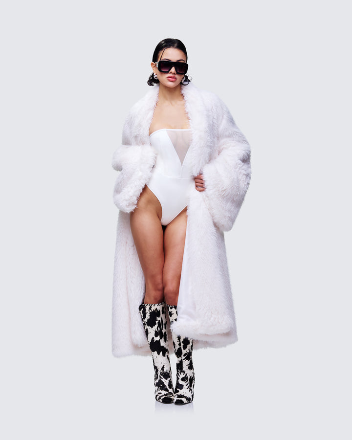 Rilena White Fur Set