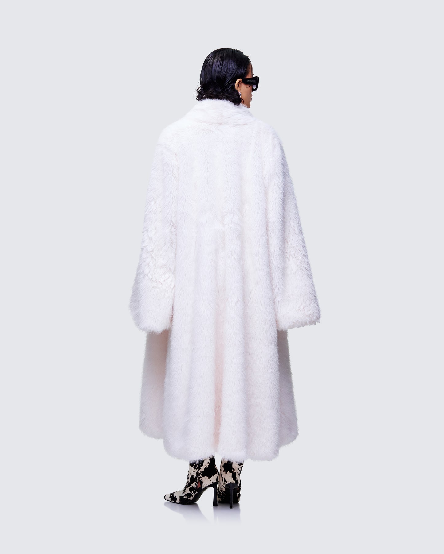 Rilena White Fur Set