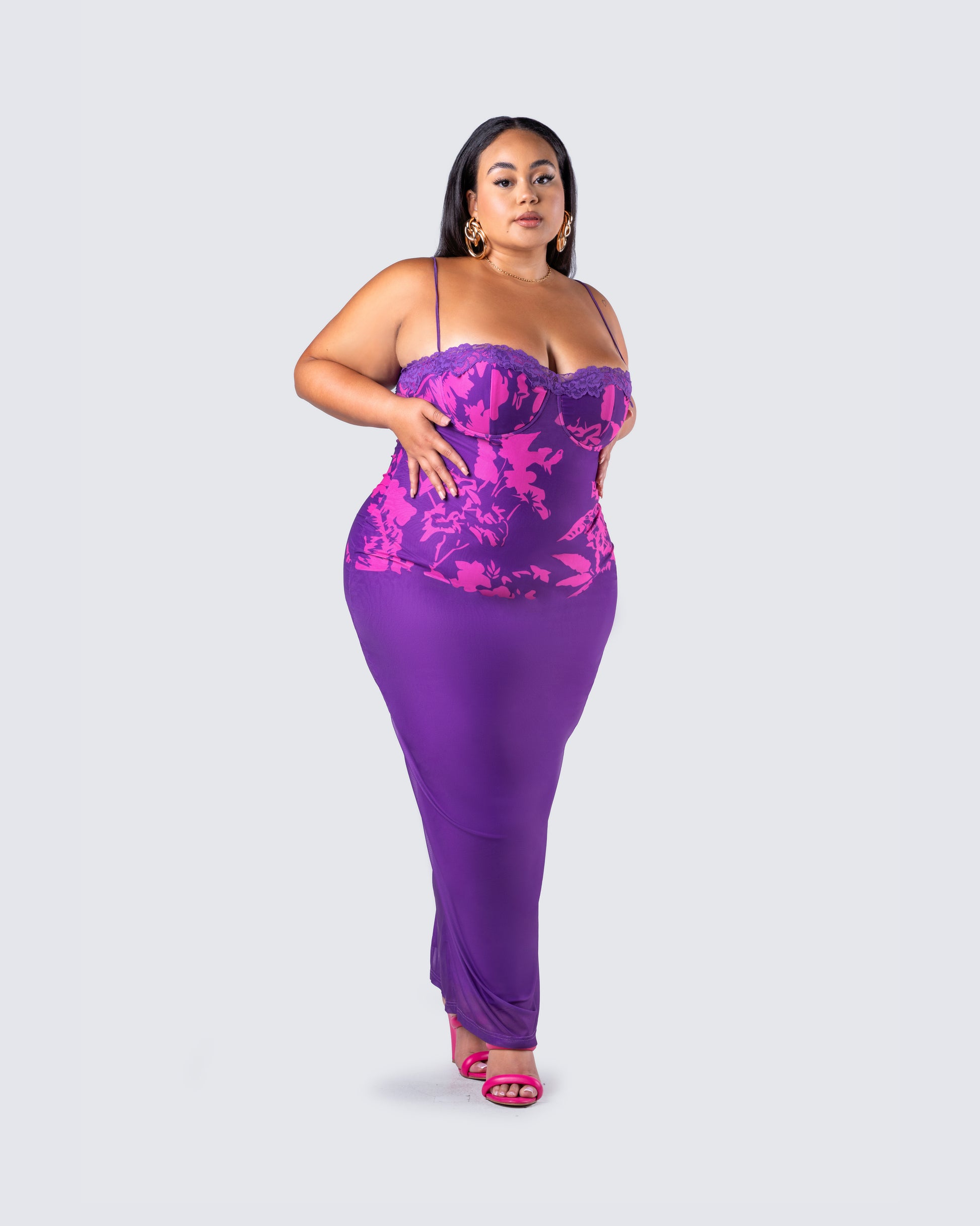 Purple Floral Print Maxi Dress - Bodycon Spaghetti Strap FINESSE Purple Floral Print Maxi Dress - Bodycon Spaghetti Strap FINESSE