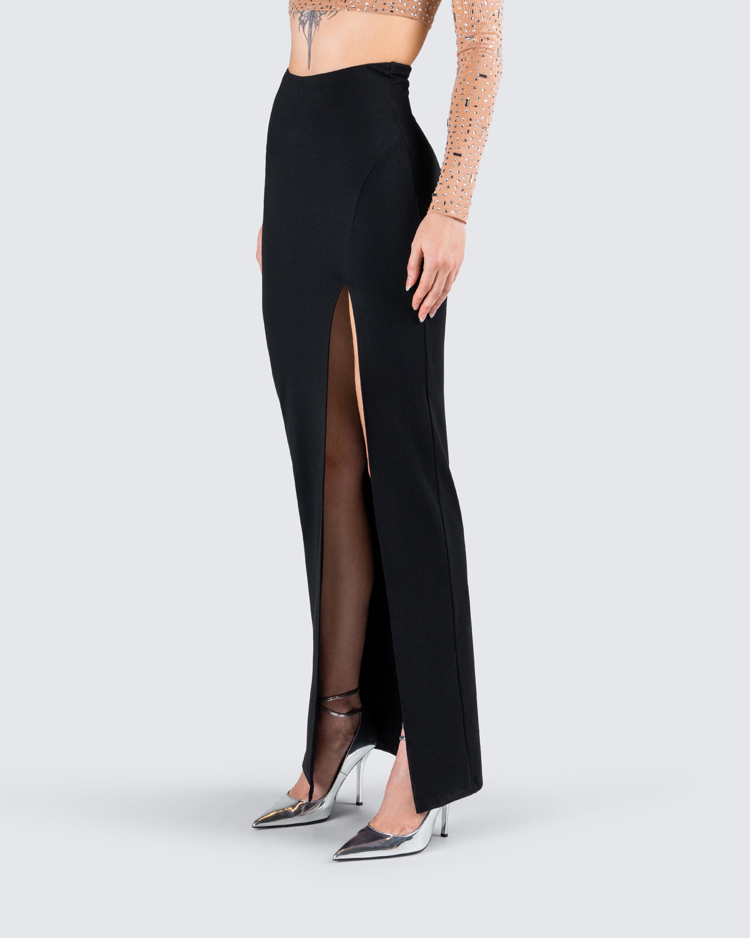 Black knit maxi outlet skirt