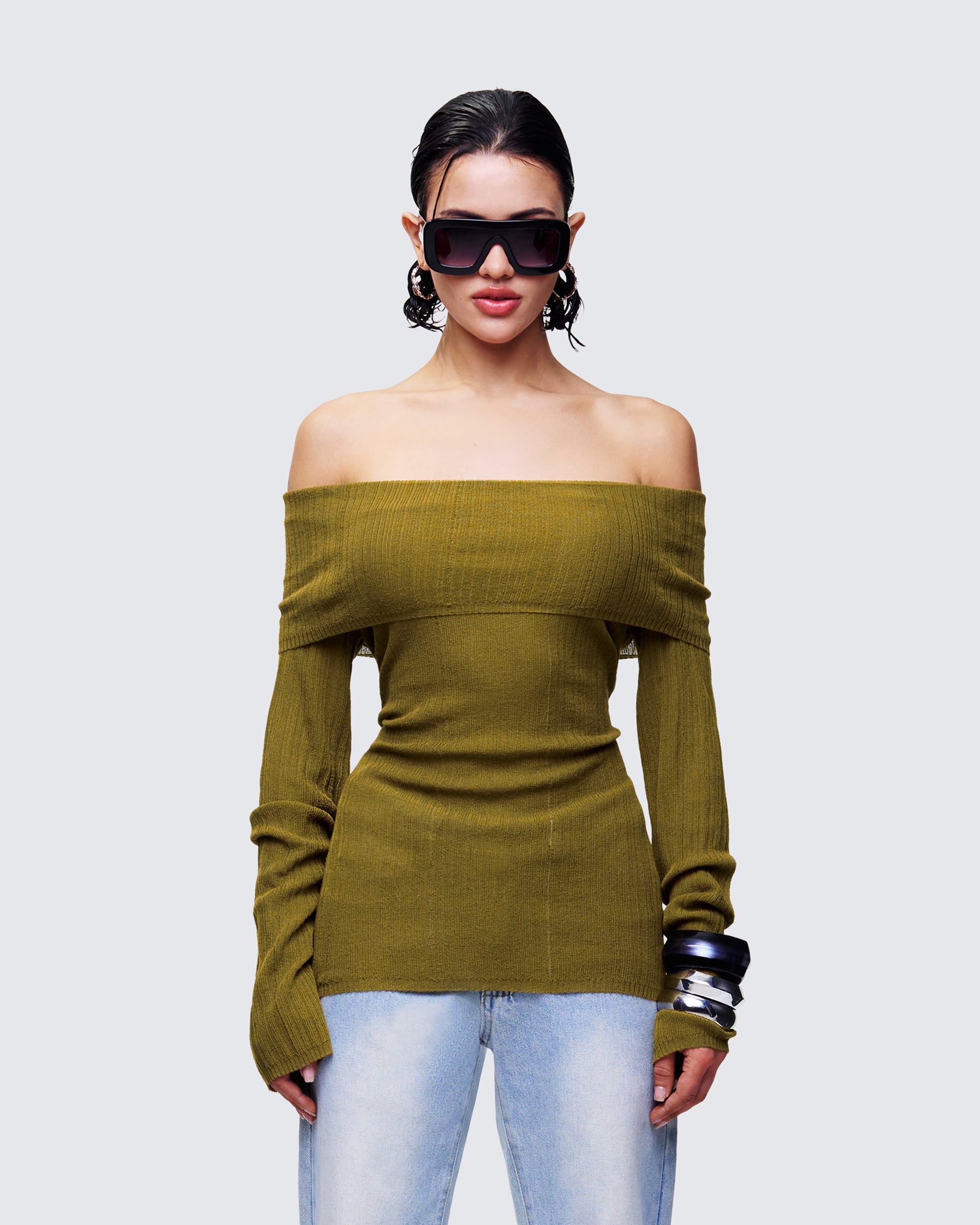 Women's top front view – FINESSE