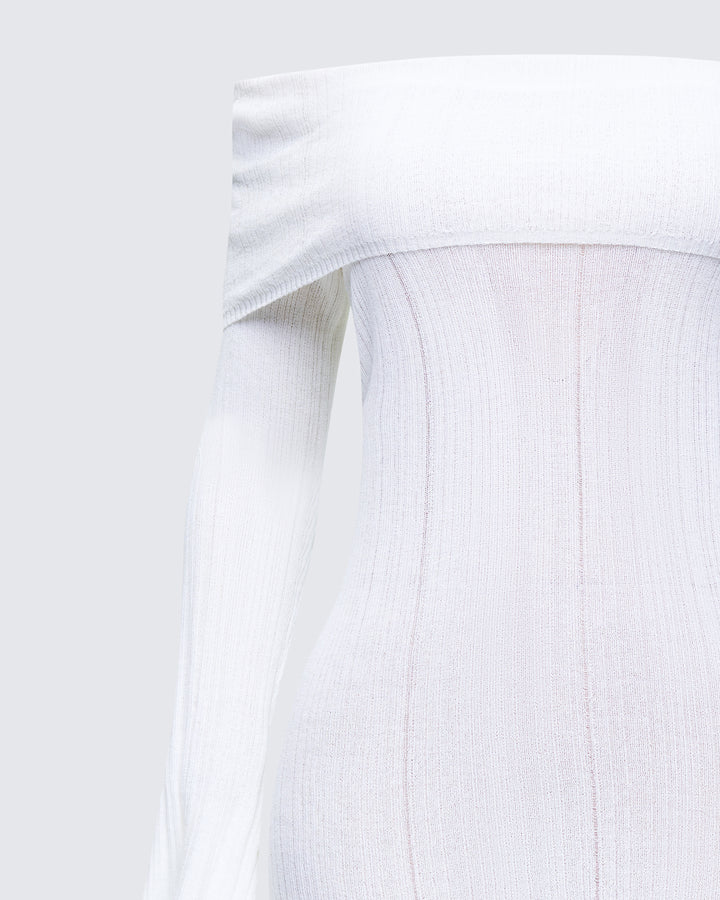 Women's leather matching set close-up detail – FINESSE