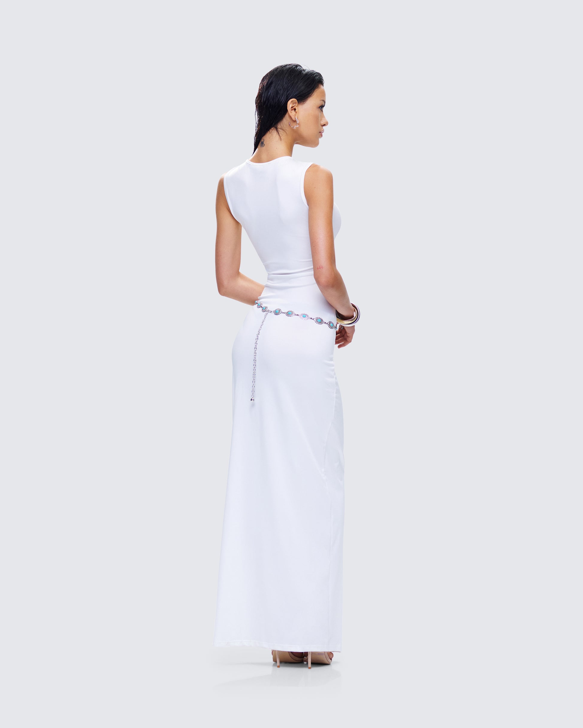White Maxi Dress - Sleeveless Bodycon Summer FINESSE White Maxi Dress - Sleeveless Bodycon Summer FINESSE