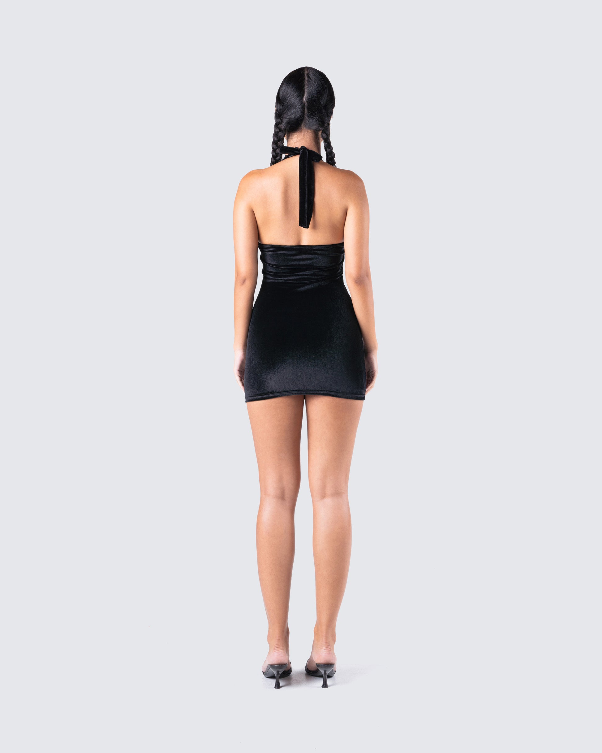 Black Velvet Mini Dress - Halter Bodycon Party FINESSE Black Velvet Mini Dress - Halter Bodycon Party FINESSE