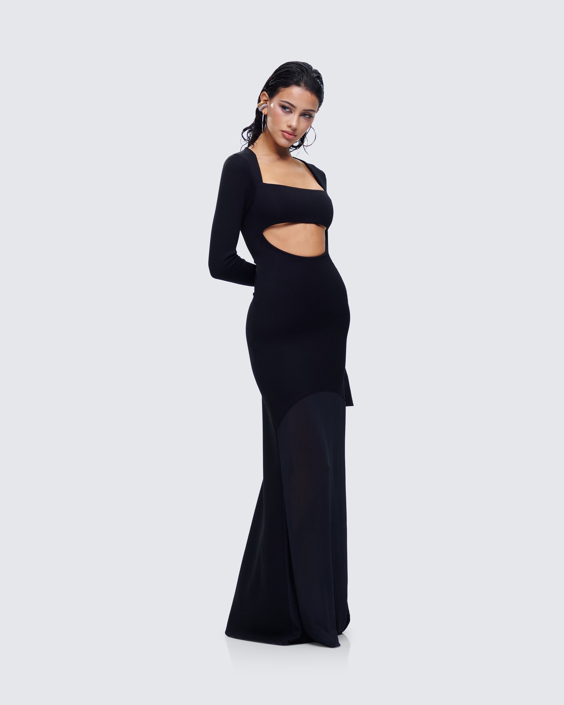 Black Maxi Dress - Long Sleeve Cutout Bodycon M Black Maxi Dress - Long Sleeve Cutout Bodycon M