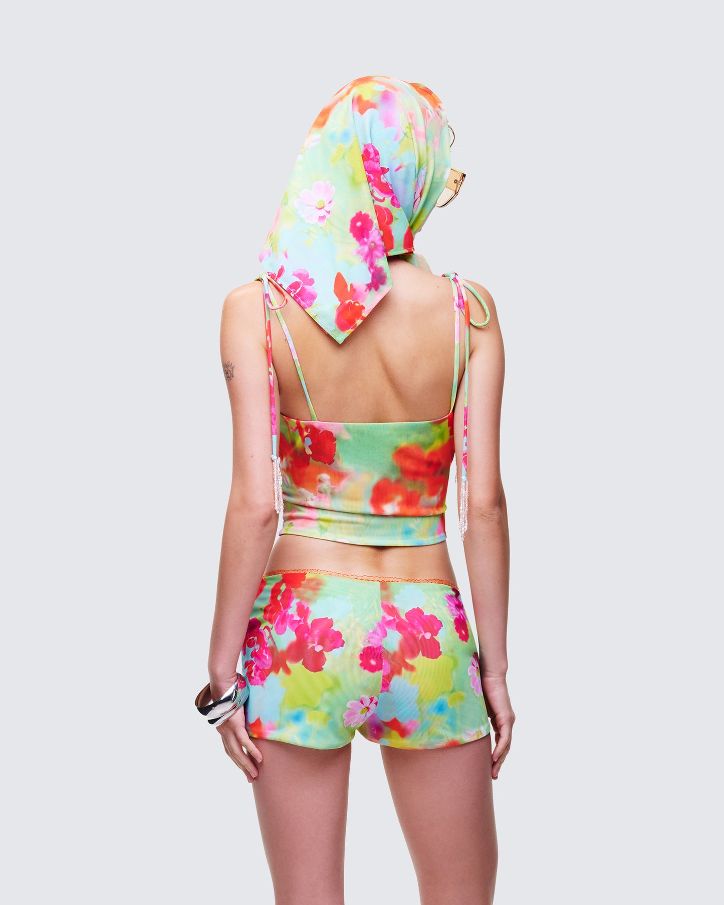 Women's accessories close-up detail – FINESSE