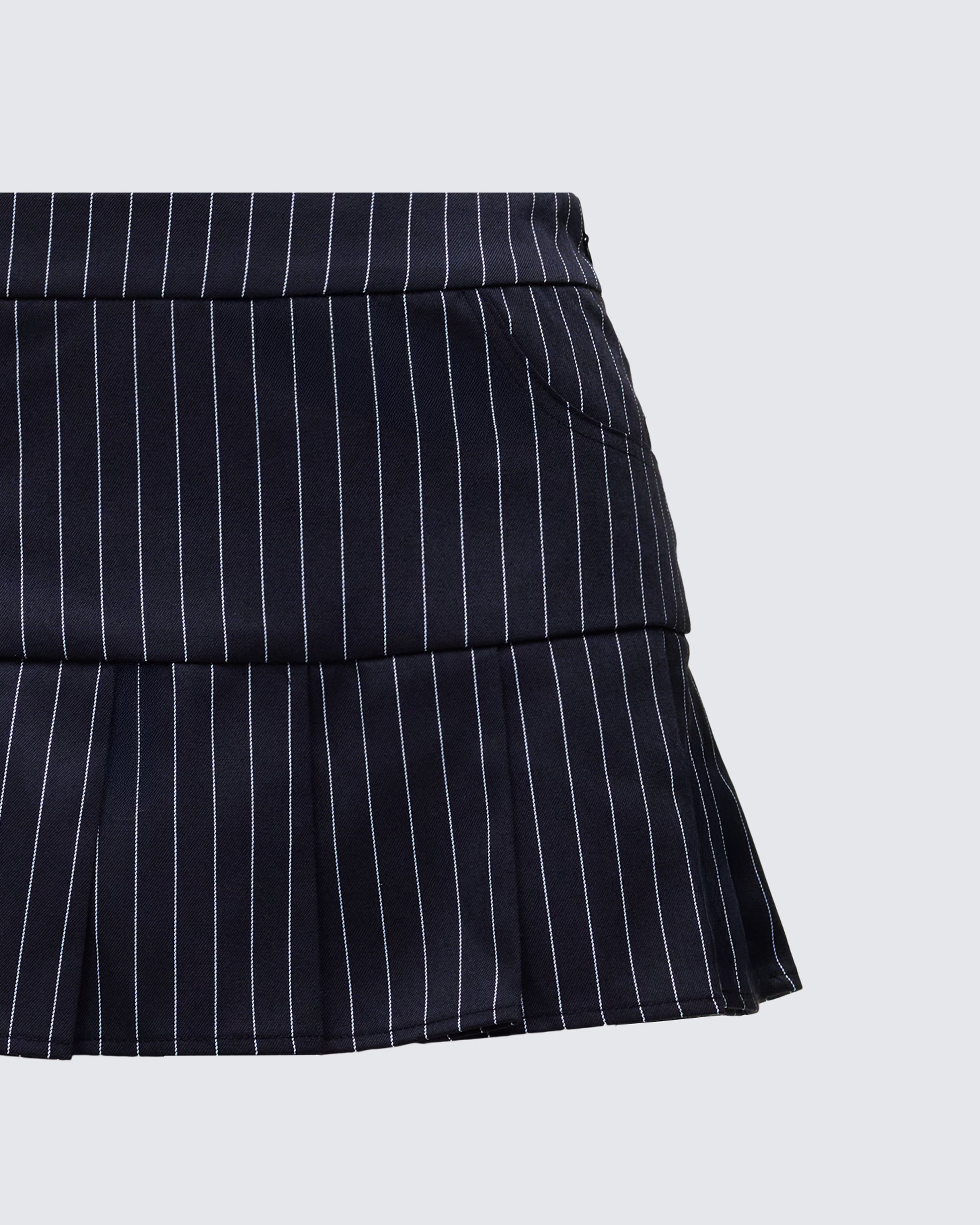 Minji Black Pinstripe Pleated Micro Mini Skirt – FINESSE