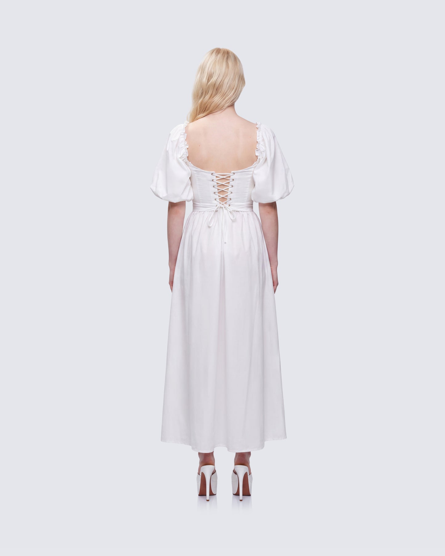 Modèle - robe