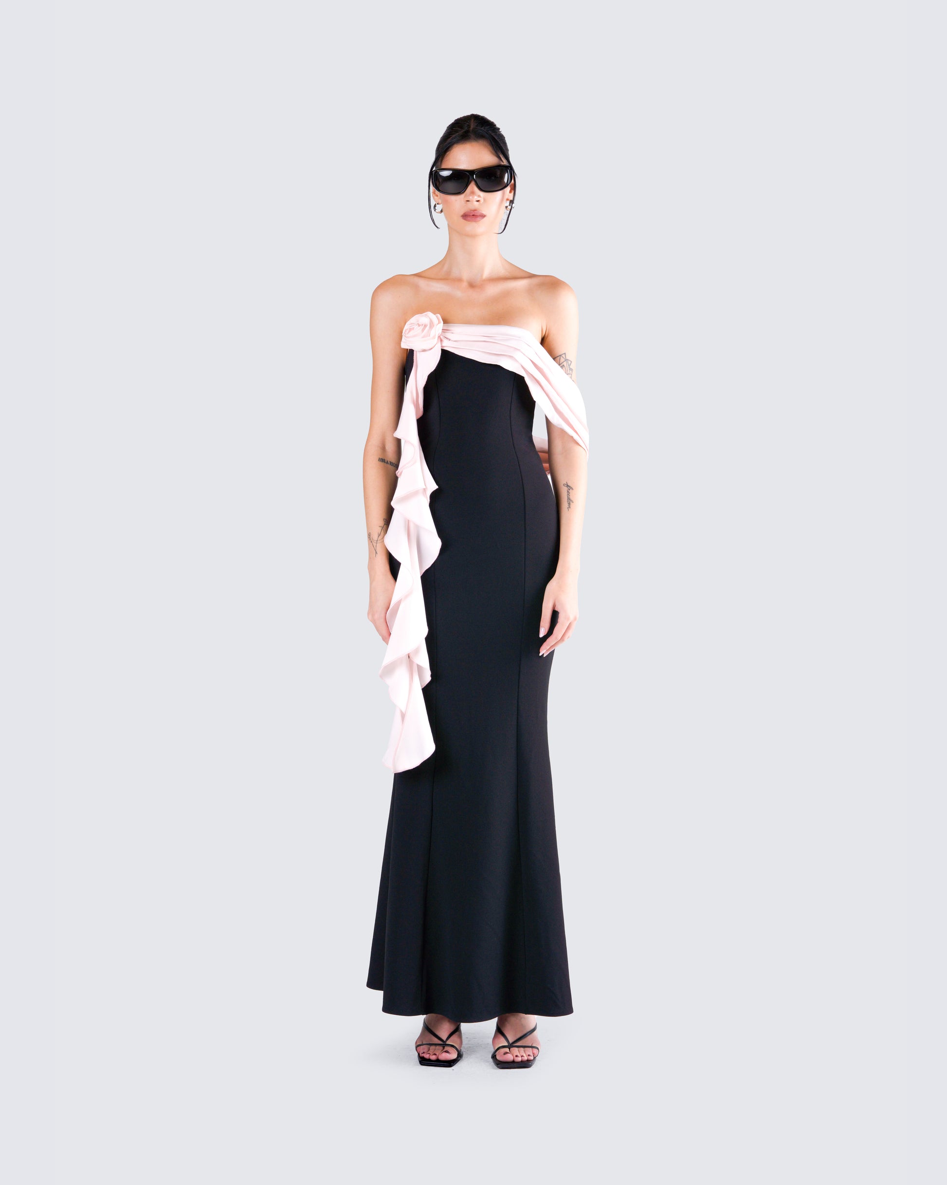 Ishita Black Draped Maxi Dress – FINESSE