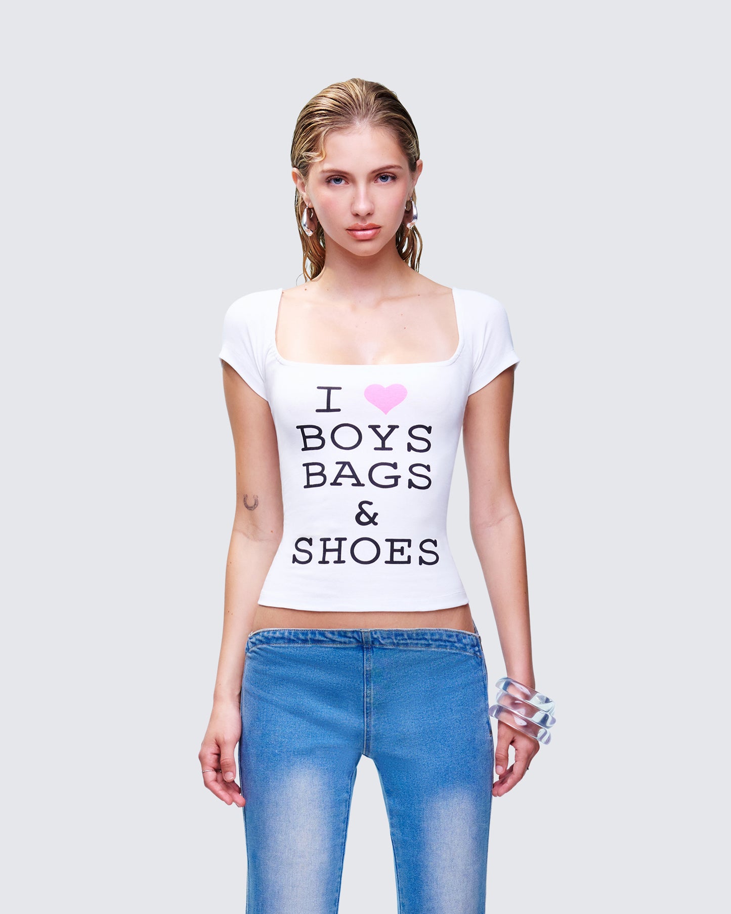 Isra White Cap Sleeve Graphic Top model front