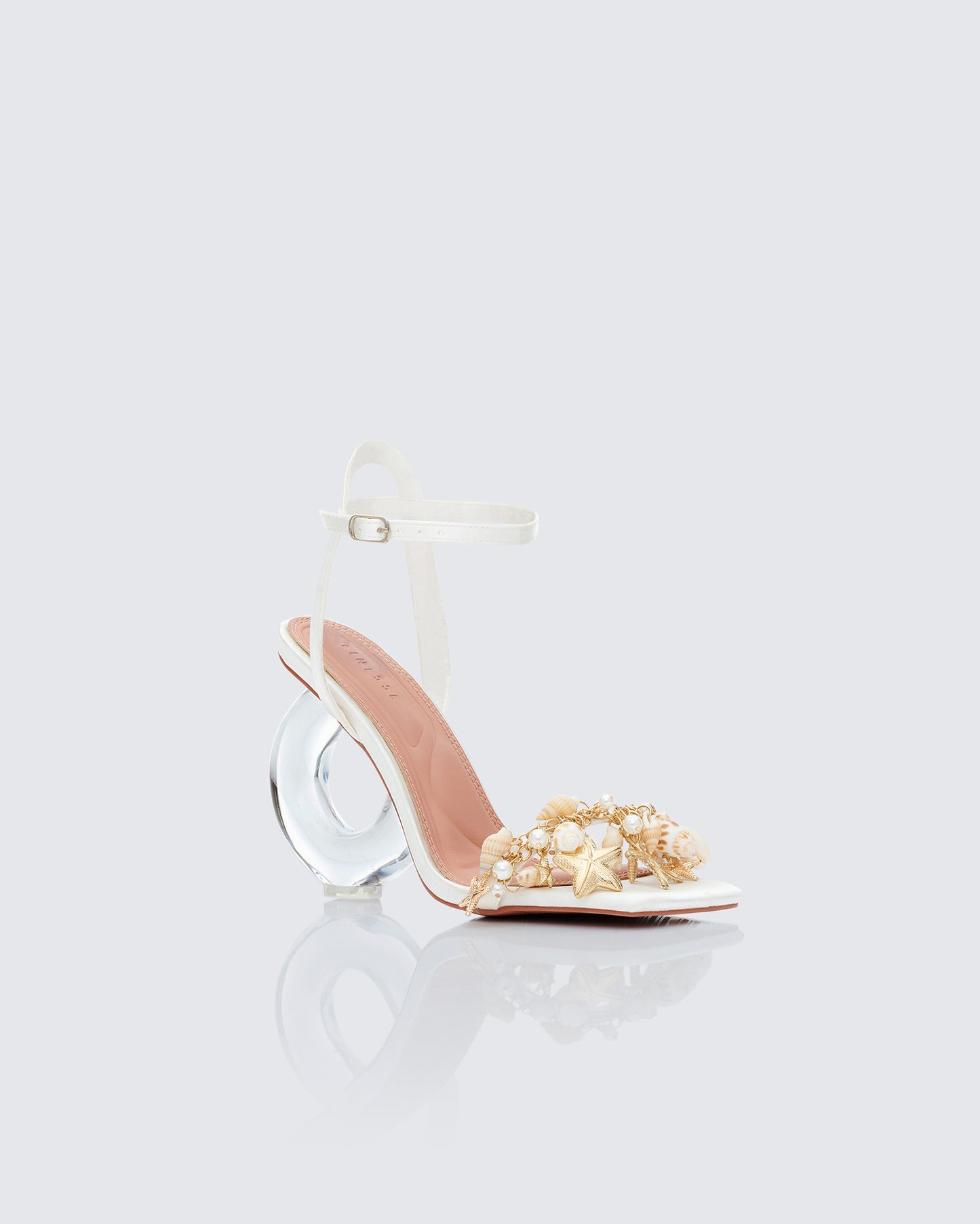 Jude Gold Seashell Charm Sandal