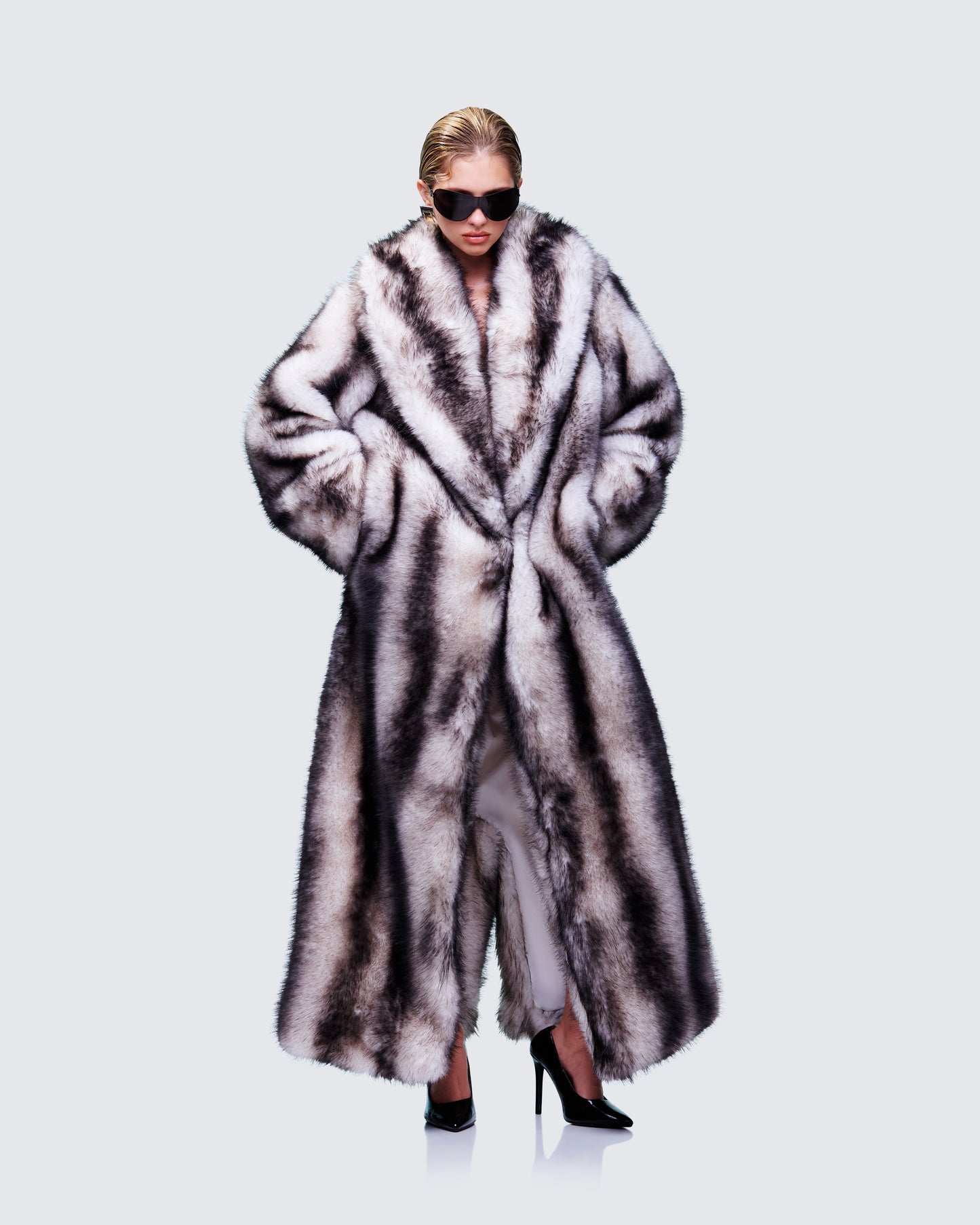 Lakeisha Oversized Maxi Fur Coat