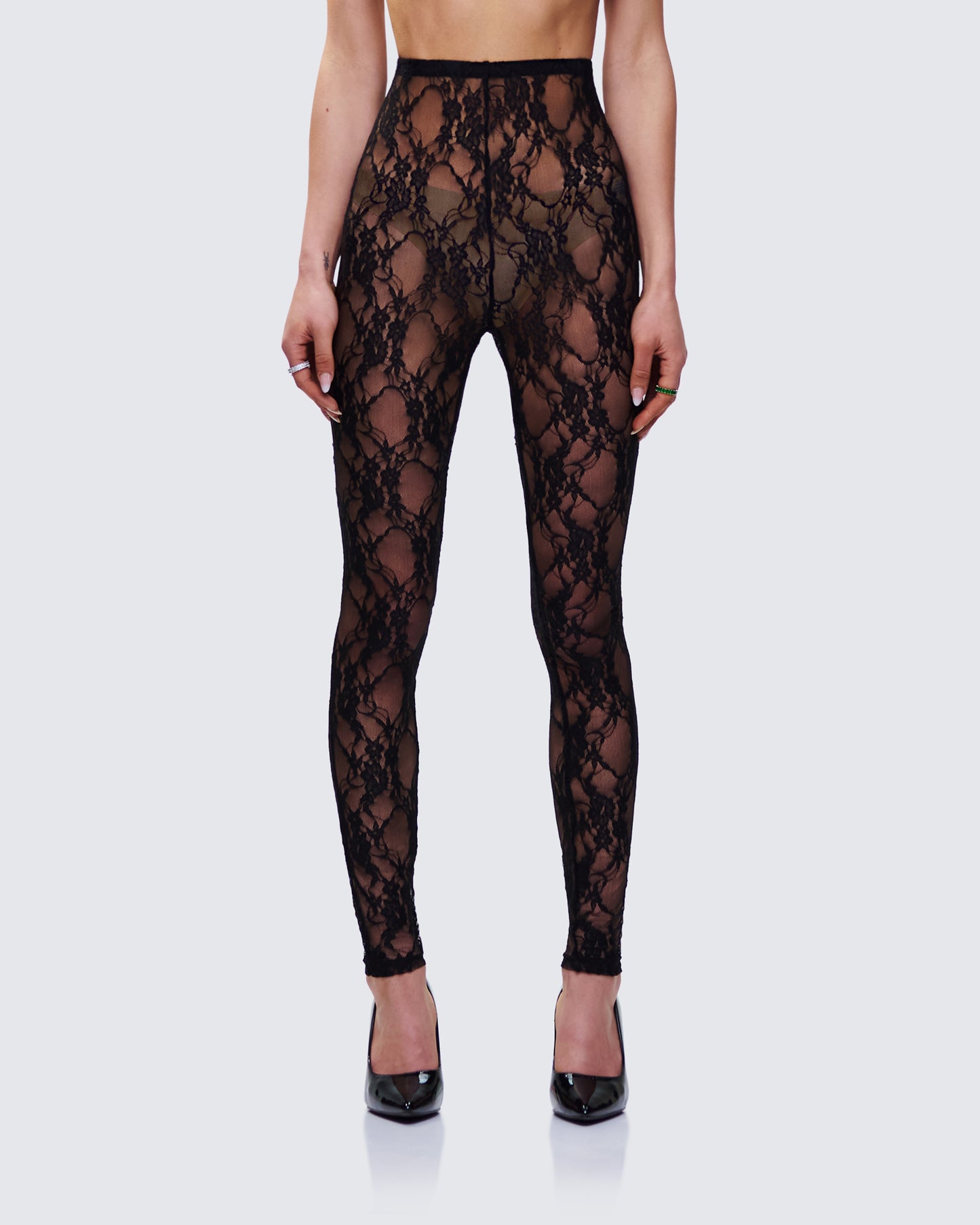 Miriam Black Lace Fitted Legging