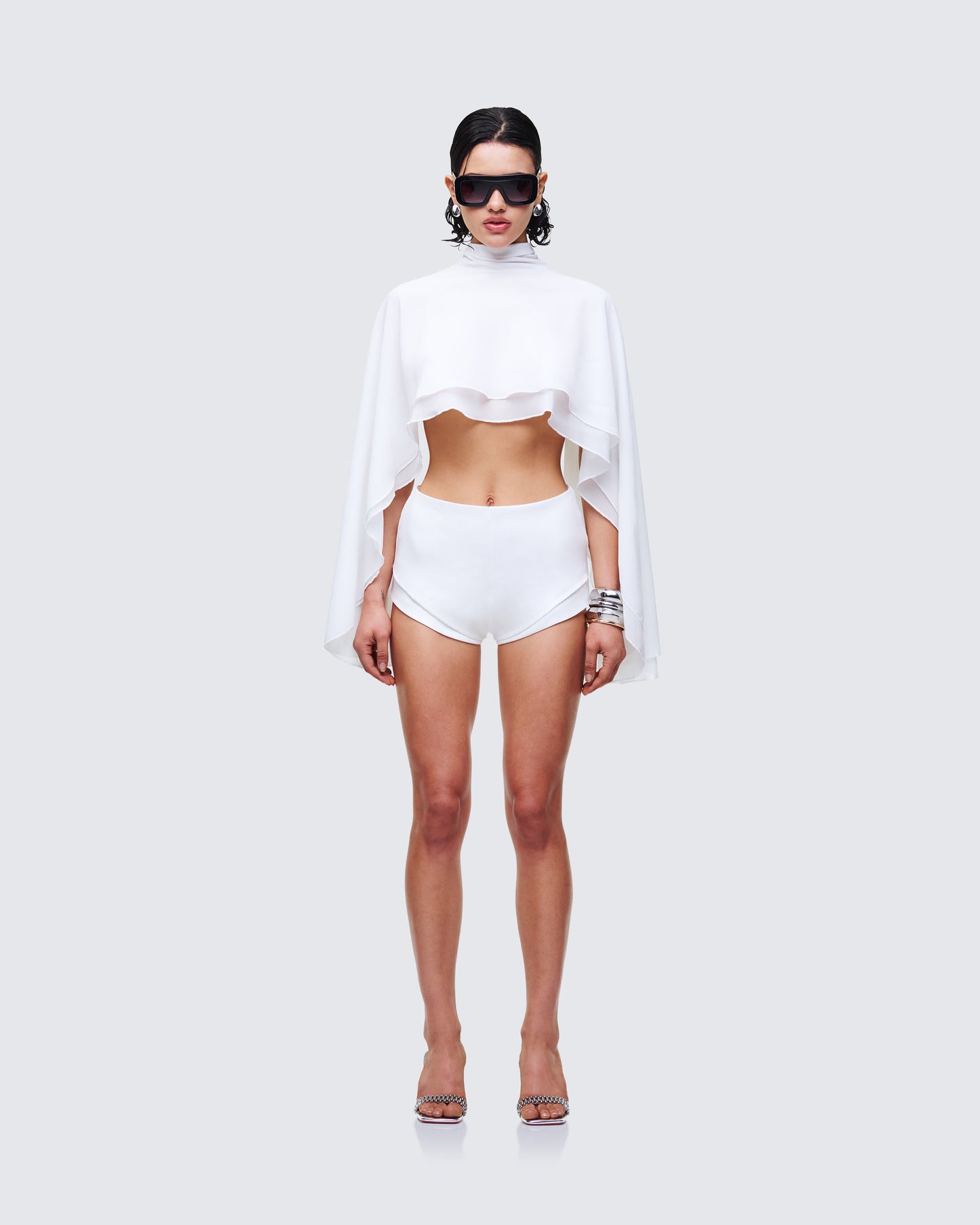 Mitchie Blanc Set model front