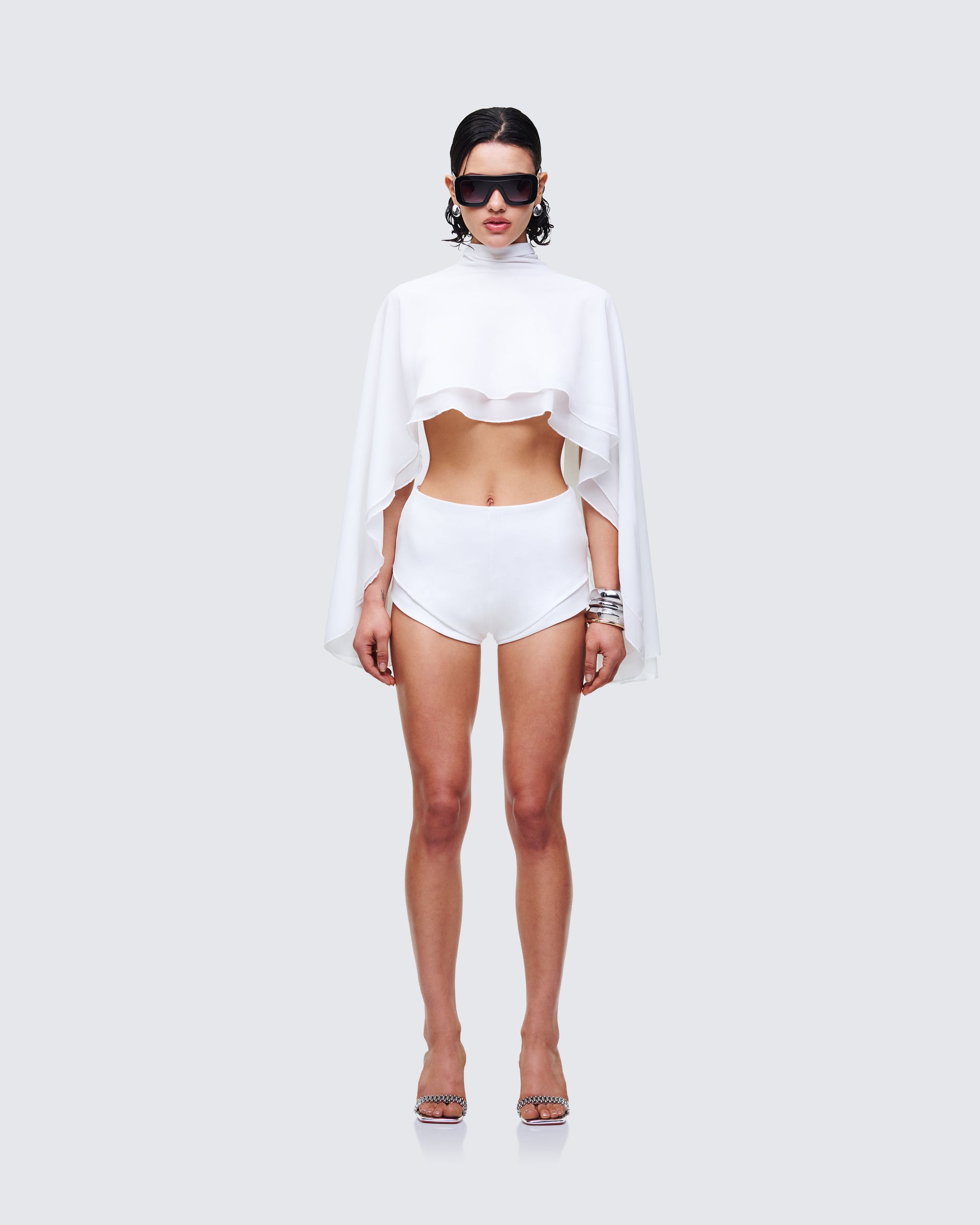 Mitchie Blanc Set model front