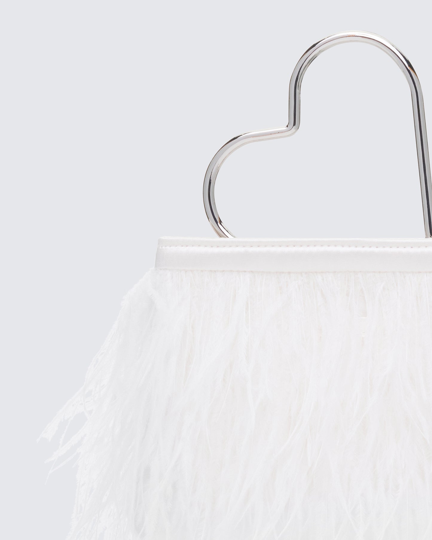 Moxie White Feather Occasion bag with Heart Handle