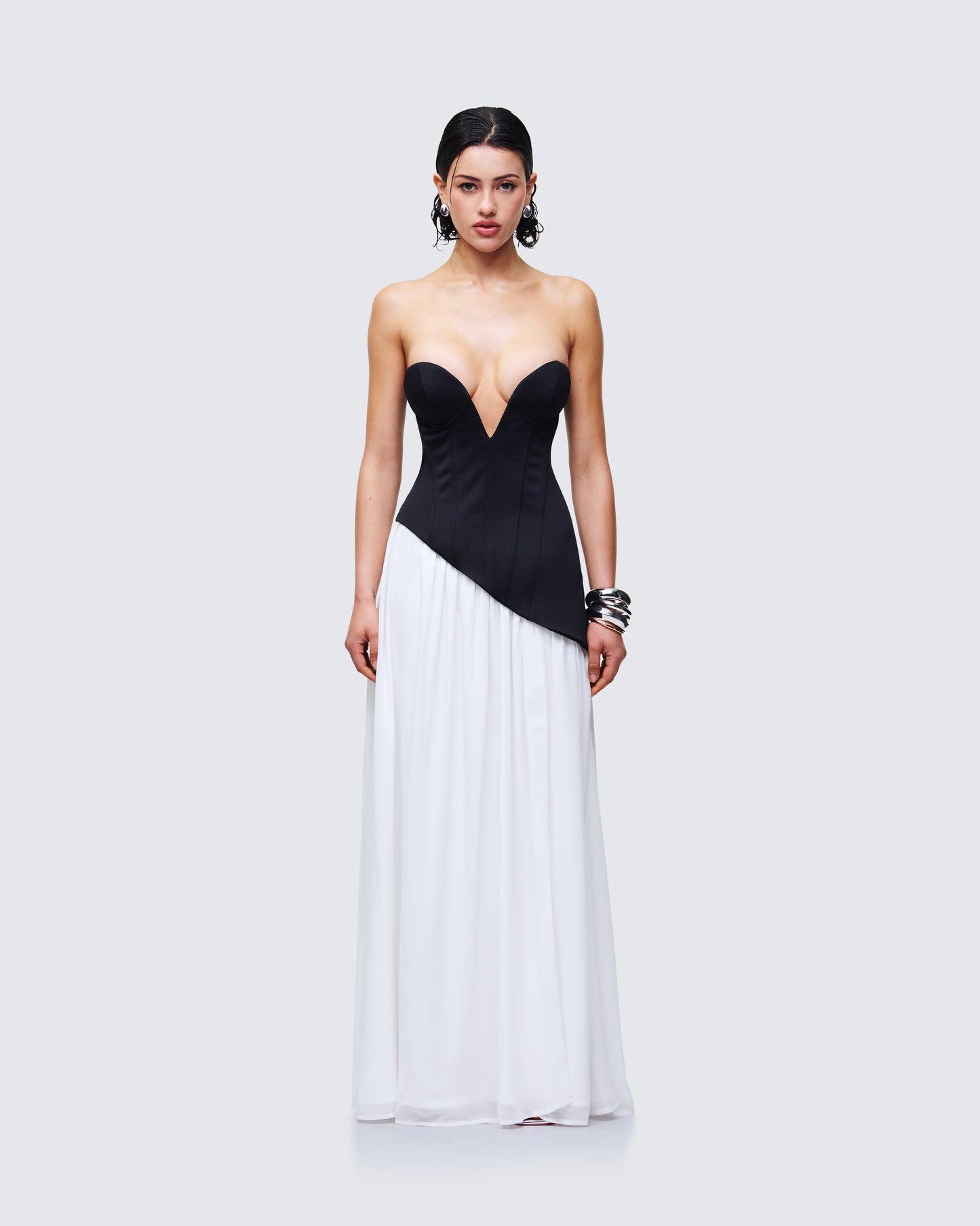 Women's black cotton maxi dress front view – FINESSE