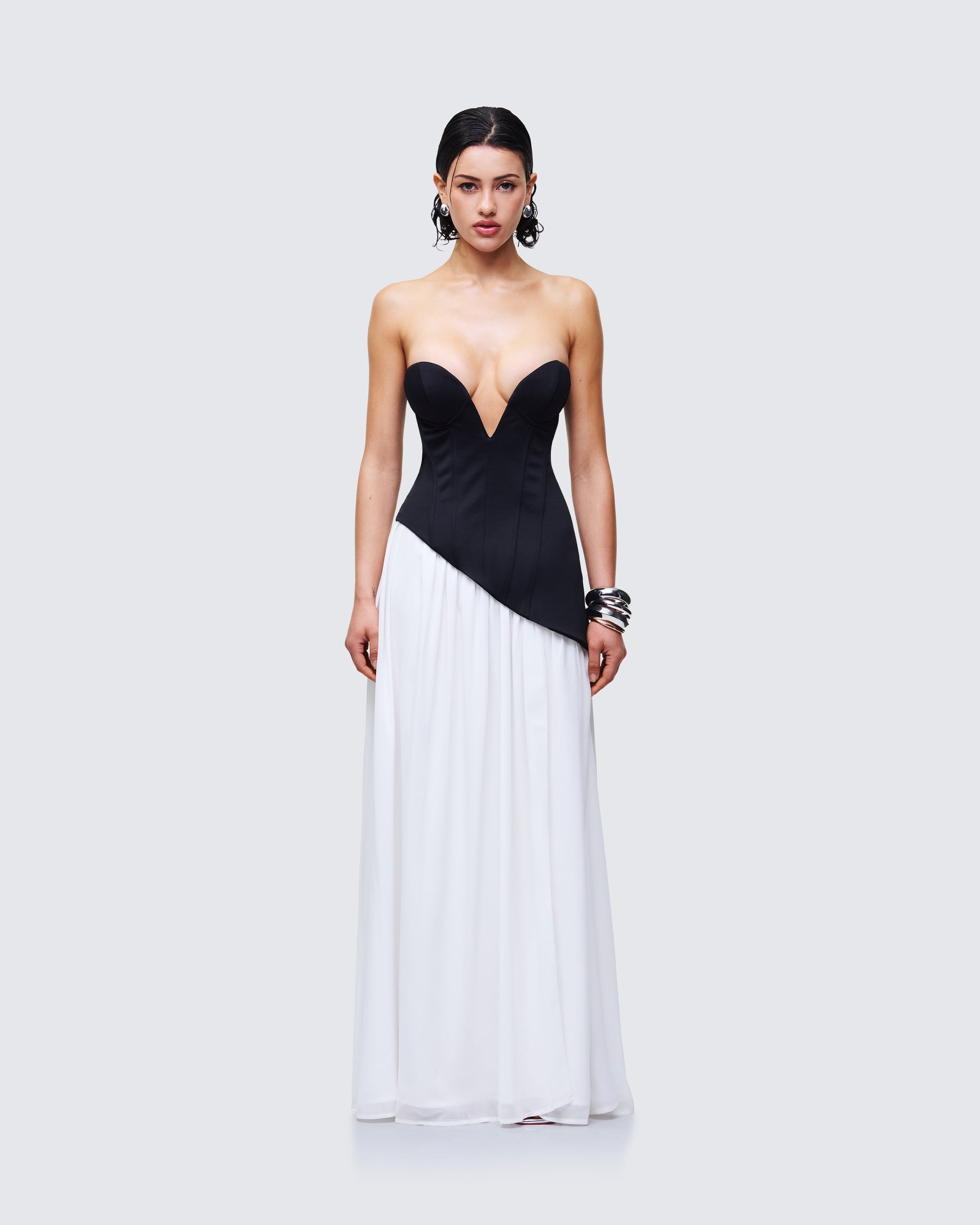 Women's black cotton maxi dress front view – FINESSE