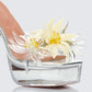 Poppy Plateauschuh aus transparentem Plexiglas mit Blumendetail